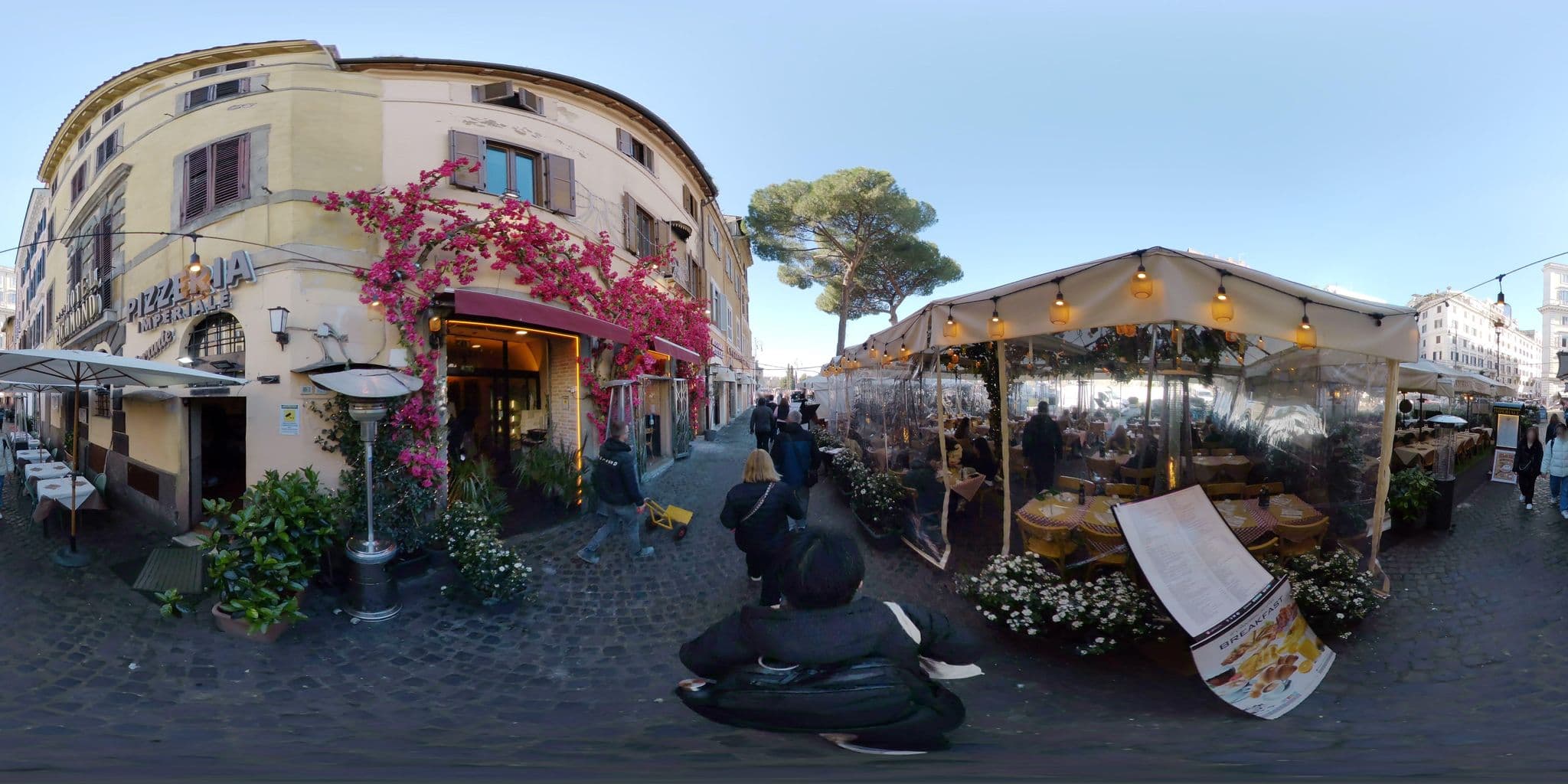 Street view near Hotel Richmond, Pigna — © akiyoshiii213 (CC BY-SA · Mapillary)