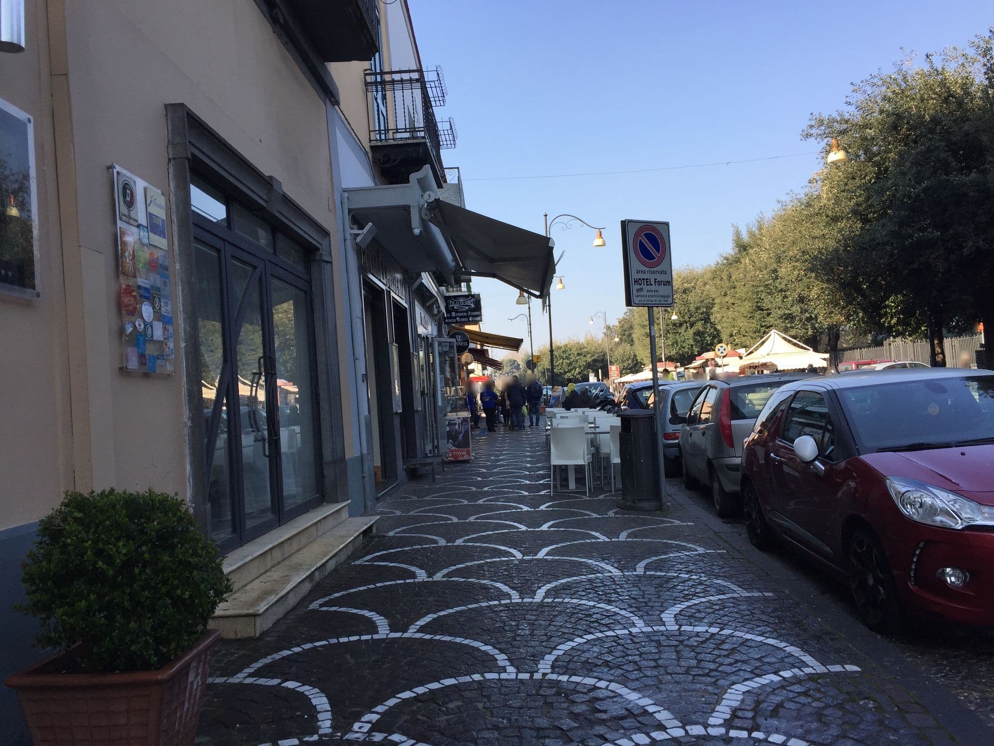 Street view near Hotel Forum, Pompei — © richlv (CC BY-SA · Mapillary)