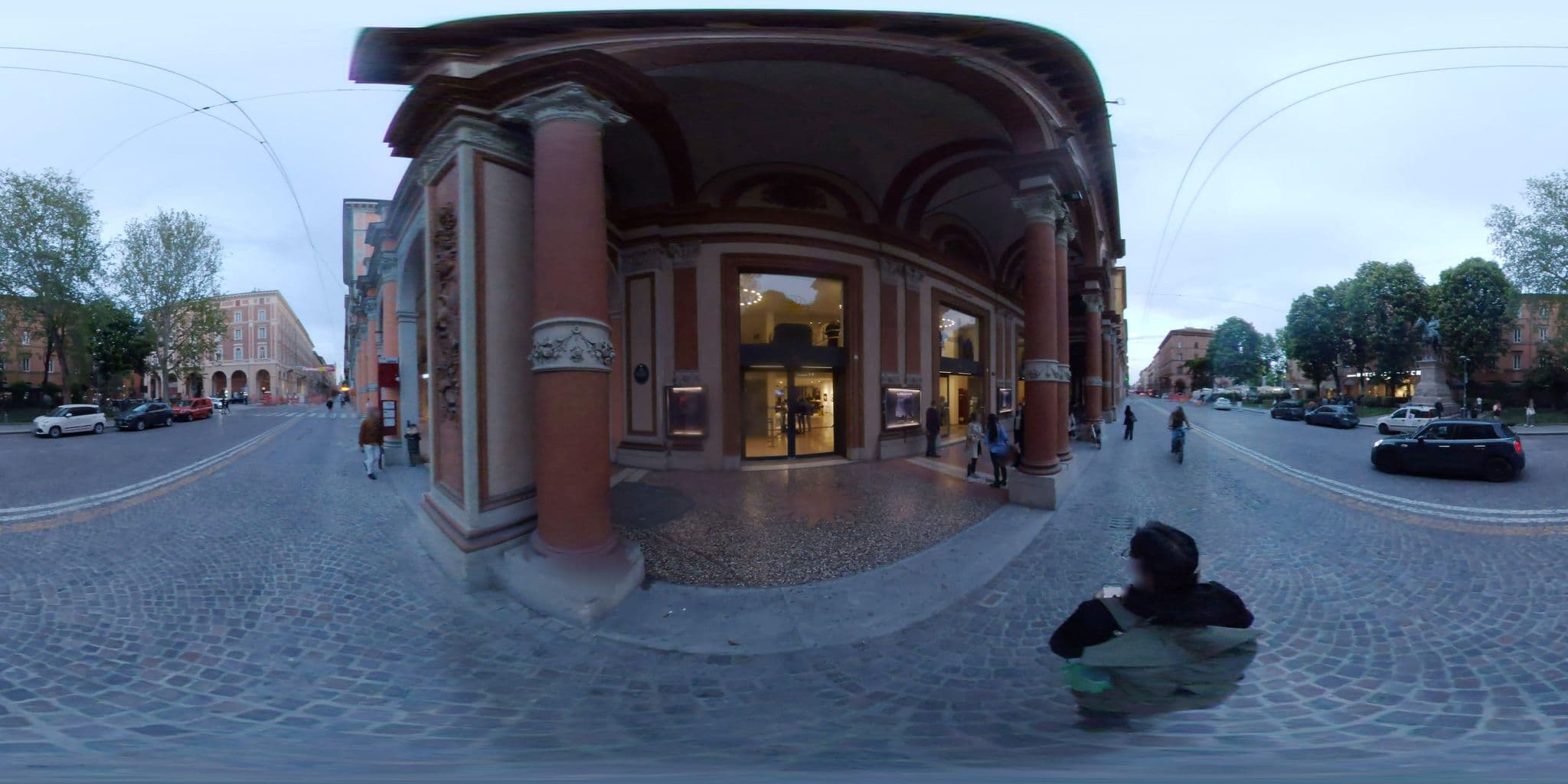 Street view near Zanhotel Tre Vecchi, Bologna