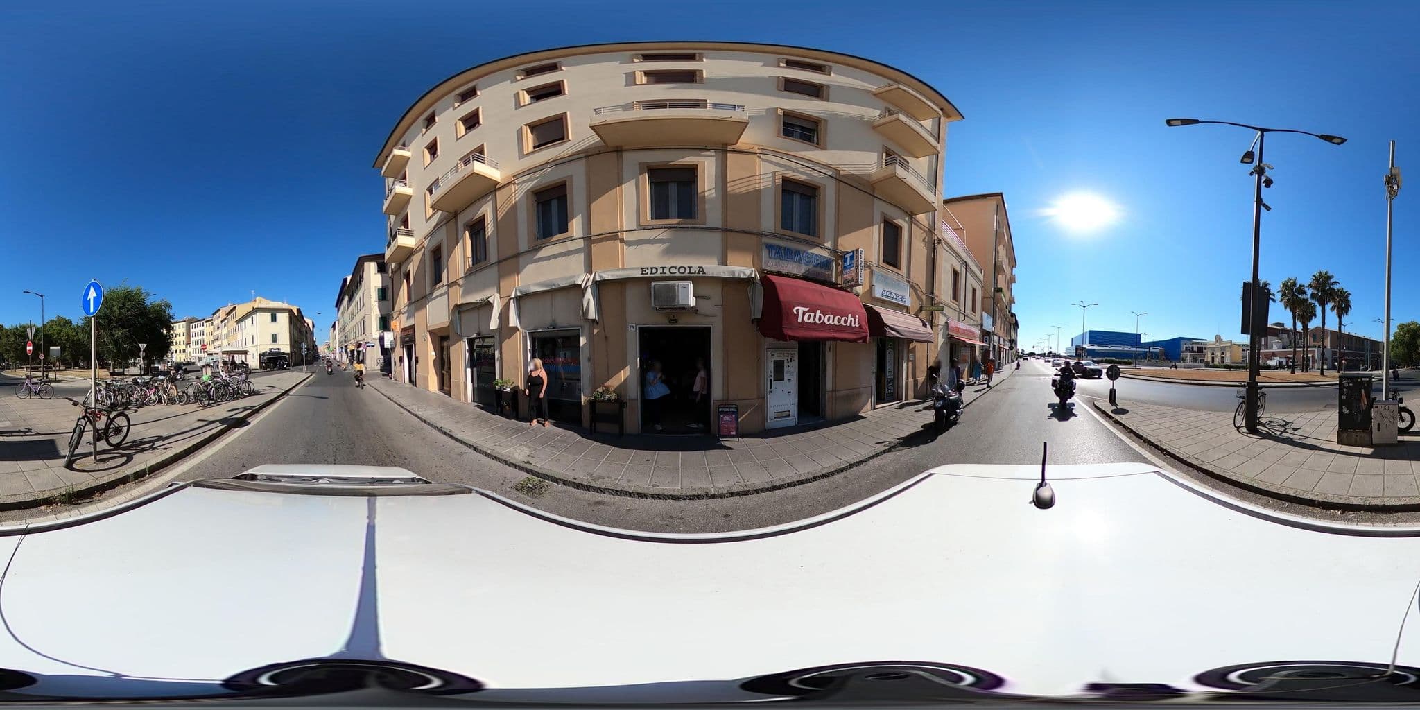 Street view near Parking Hotel Giardino, Livorno — © momix (CC BY-SA · Mapillary)