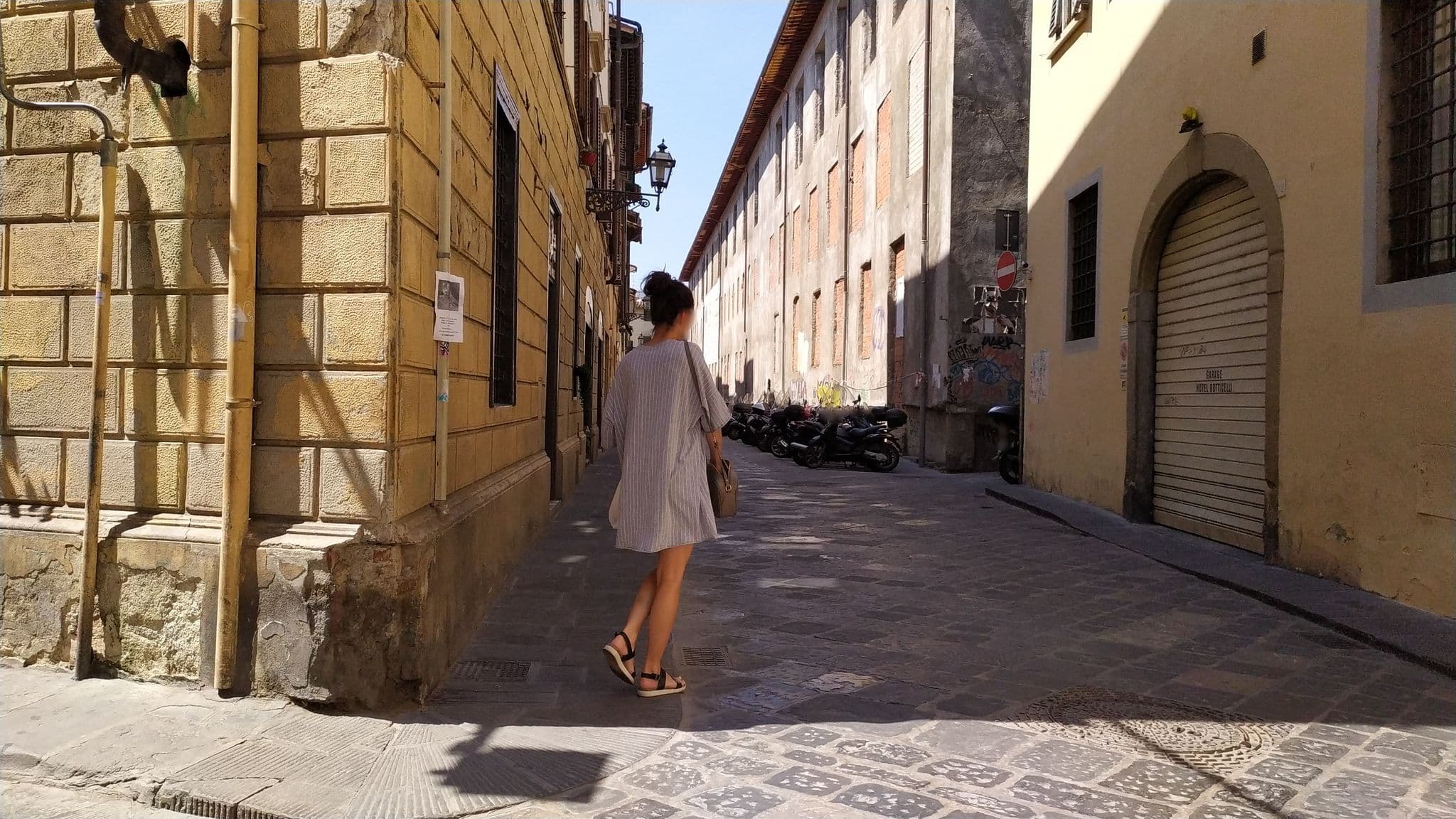 Street view near Botticelli, Florence