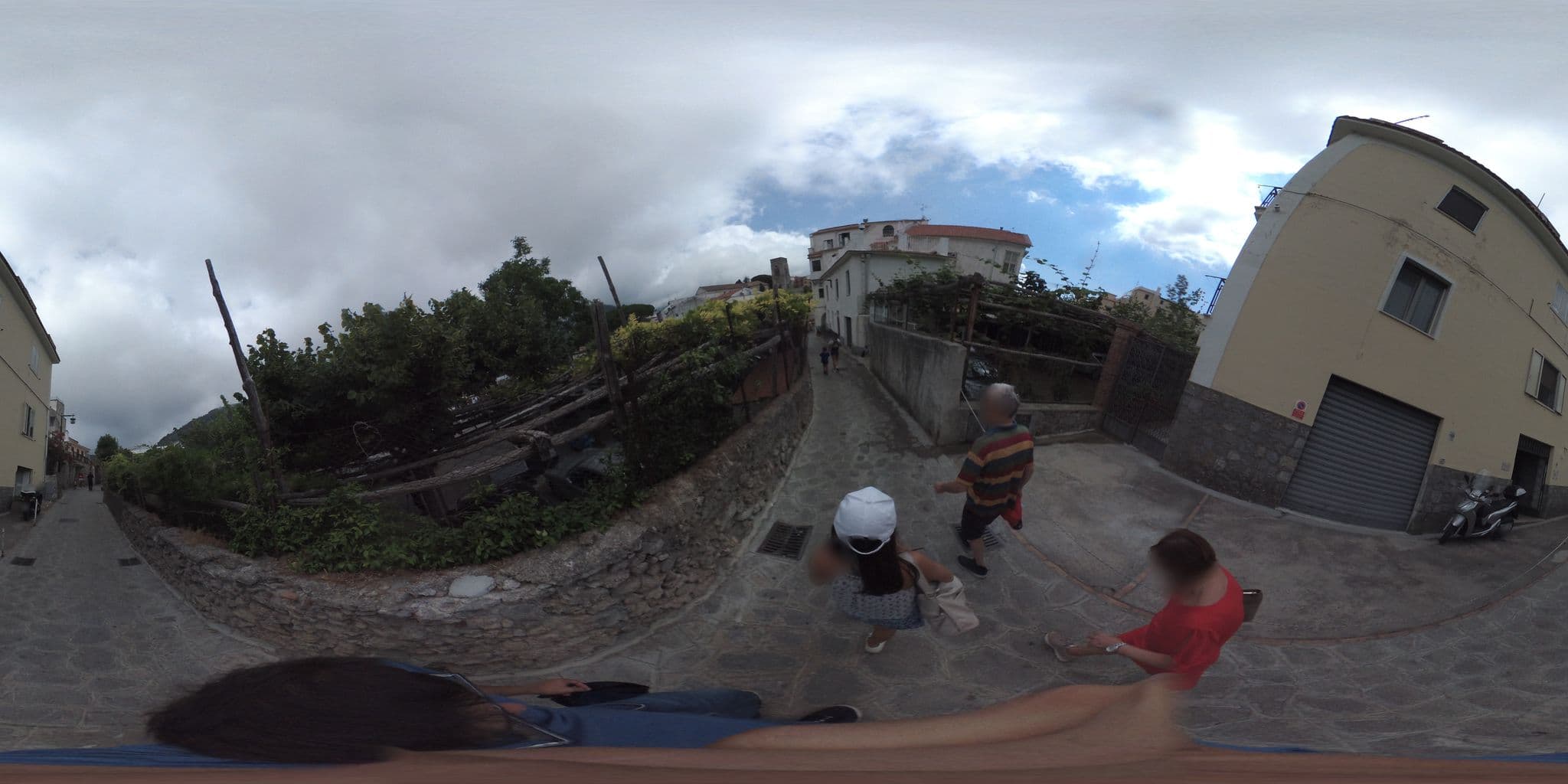 Street view near Hotel Giordano, Ravello — © marcuscalabresus (CC BY-SA · Mapillary)