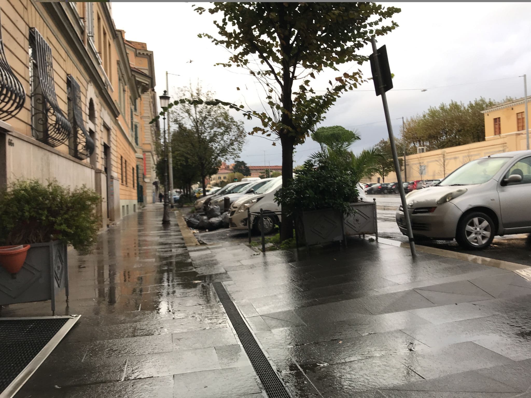 Street view near Hotel Galles, Castro Pretorio — © miguel_andrade (CC BY-SA · Mapillary)