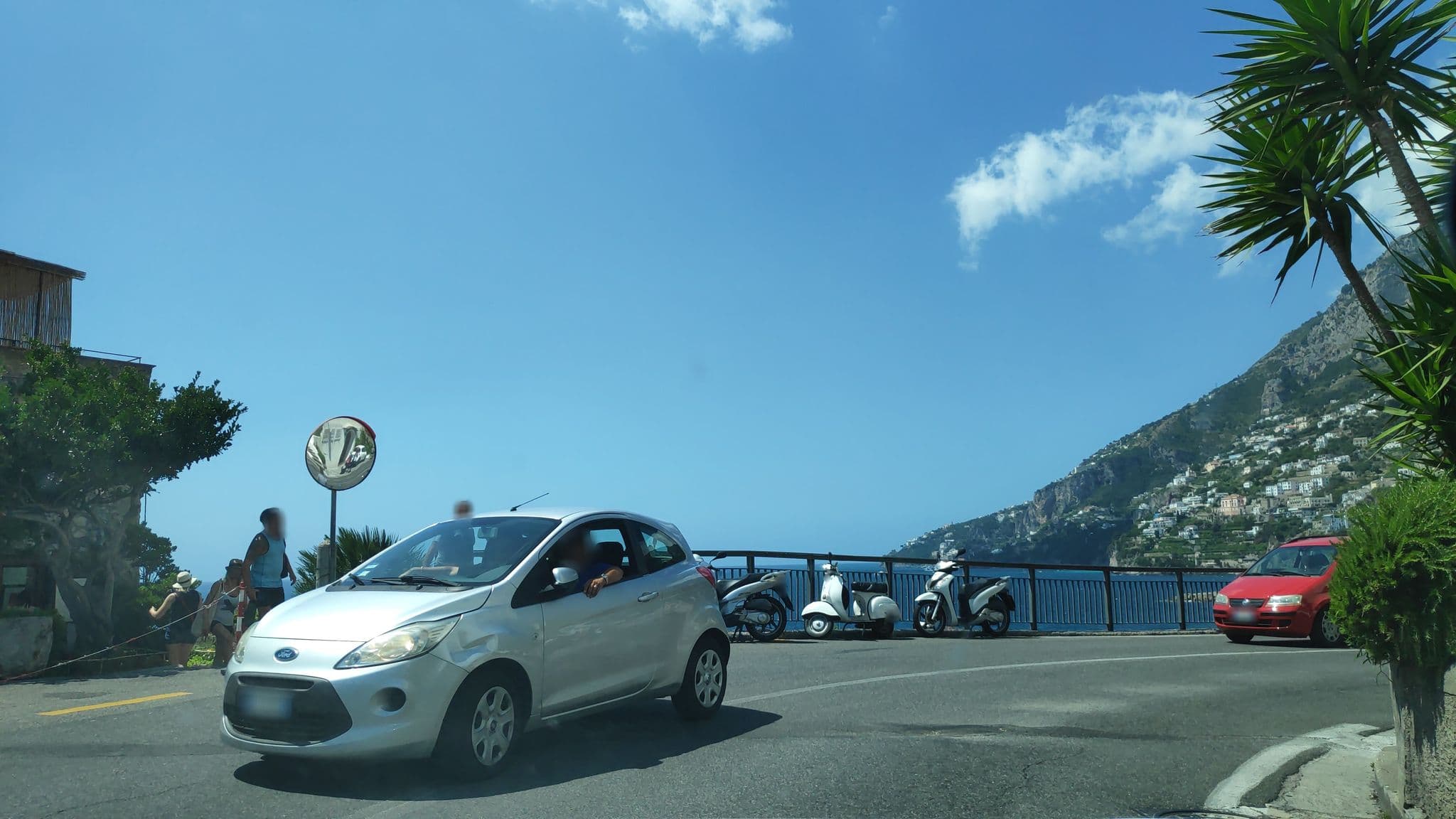 Street view near Hotel Luna Convento, Amalfi — © marcuscalabresus (CC BY-SA · Mapillary)
