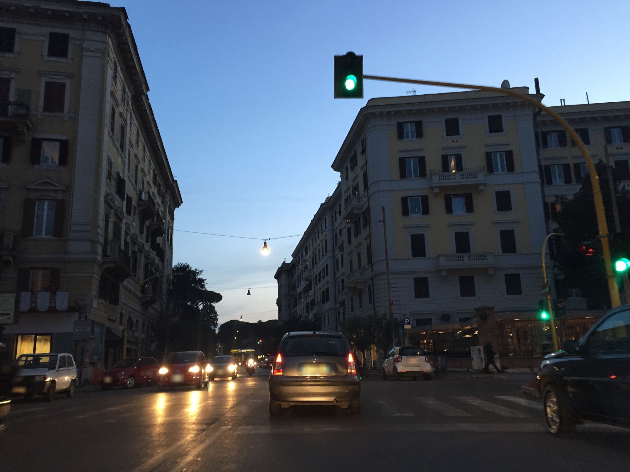 Street view near The Hoxton, Rome, Sallustiano — © richlv (CC BY-SA · Mapillary)