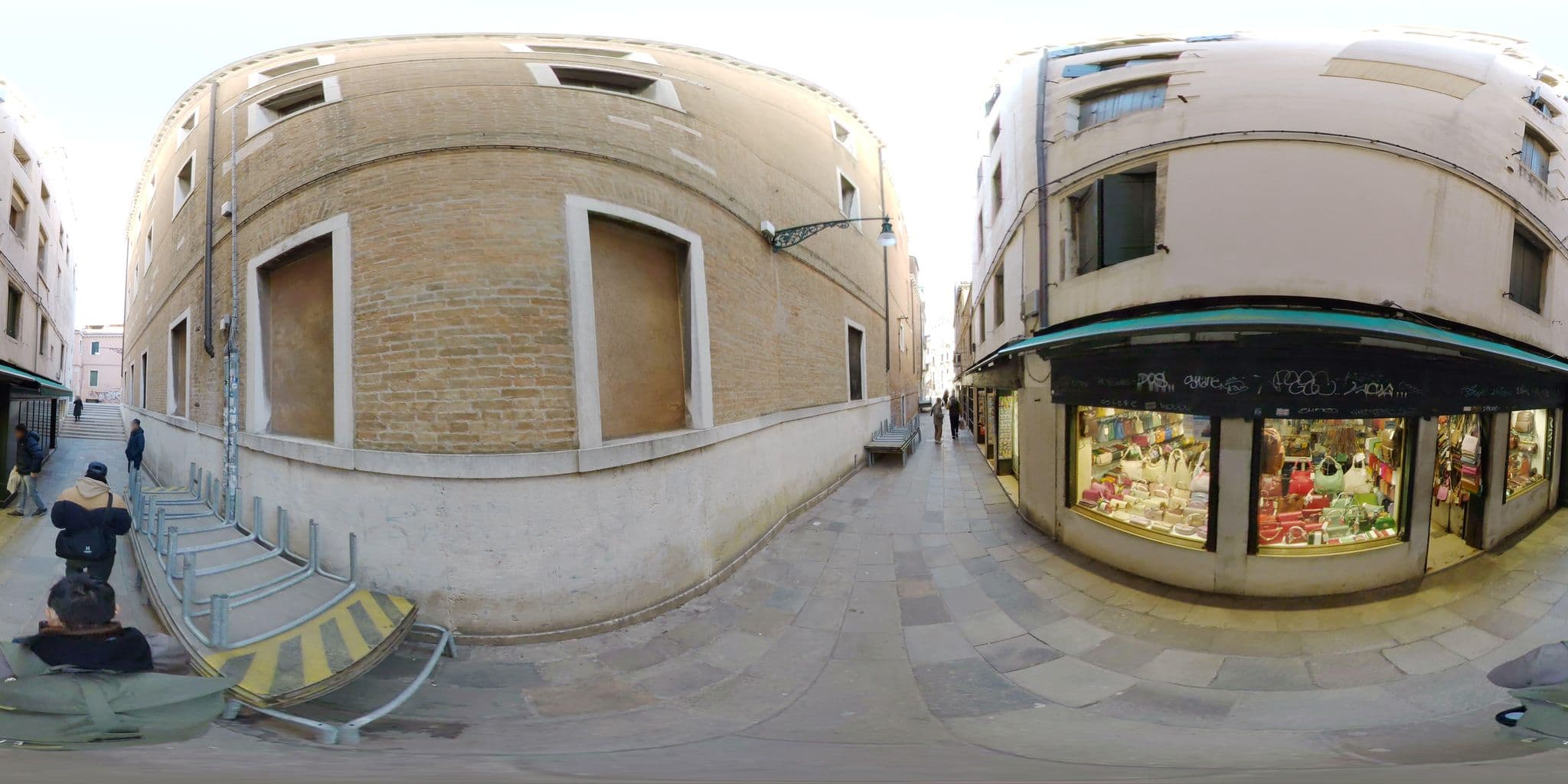Street view near Palazzo Paruta, Venice