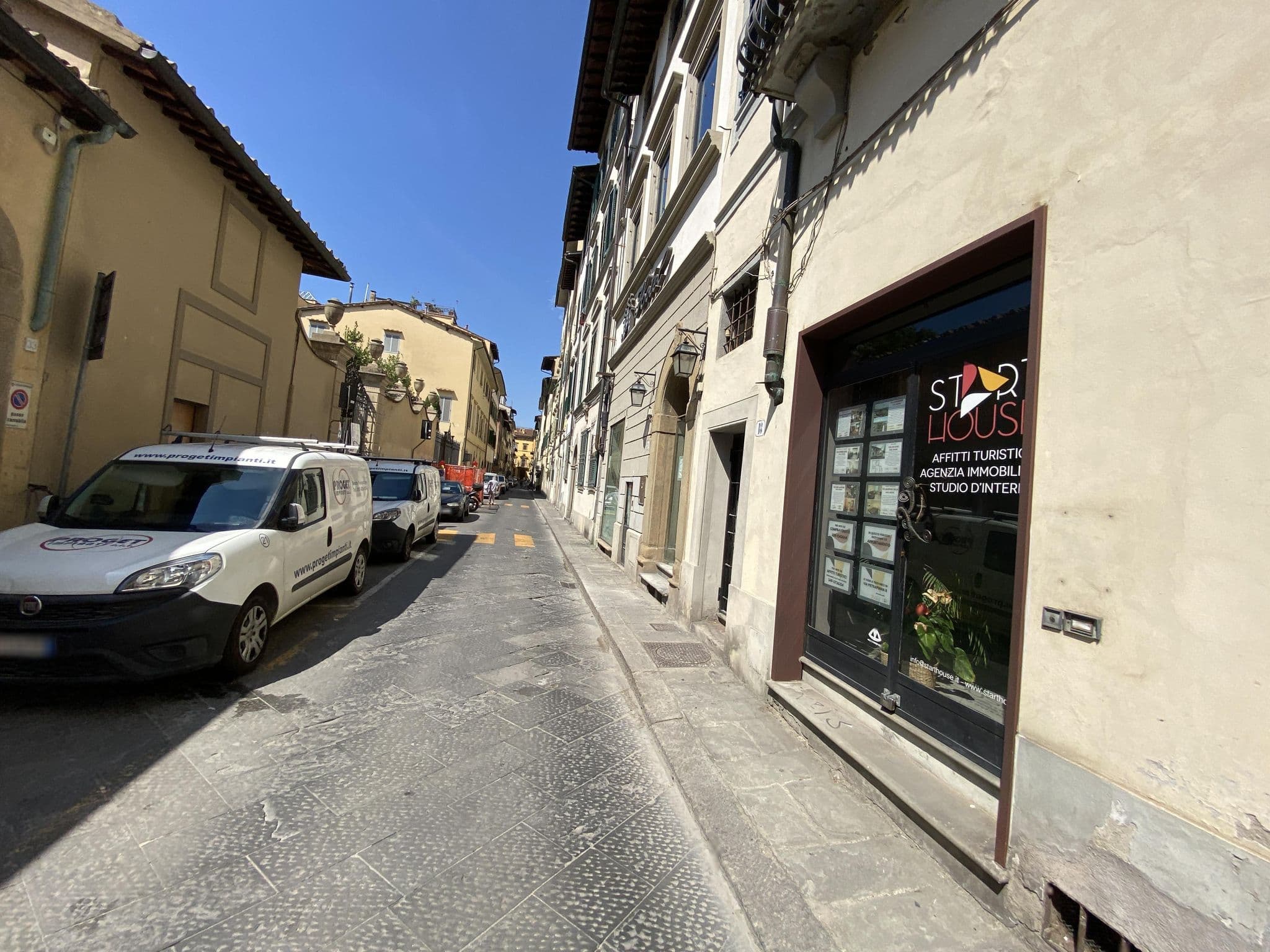 Street view near Jandj Hotel, Campo di Marte — © asturksever (CC BY-SA · Mapillary)