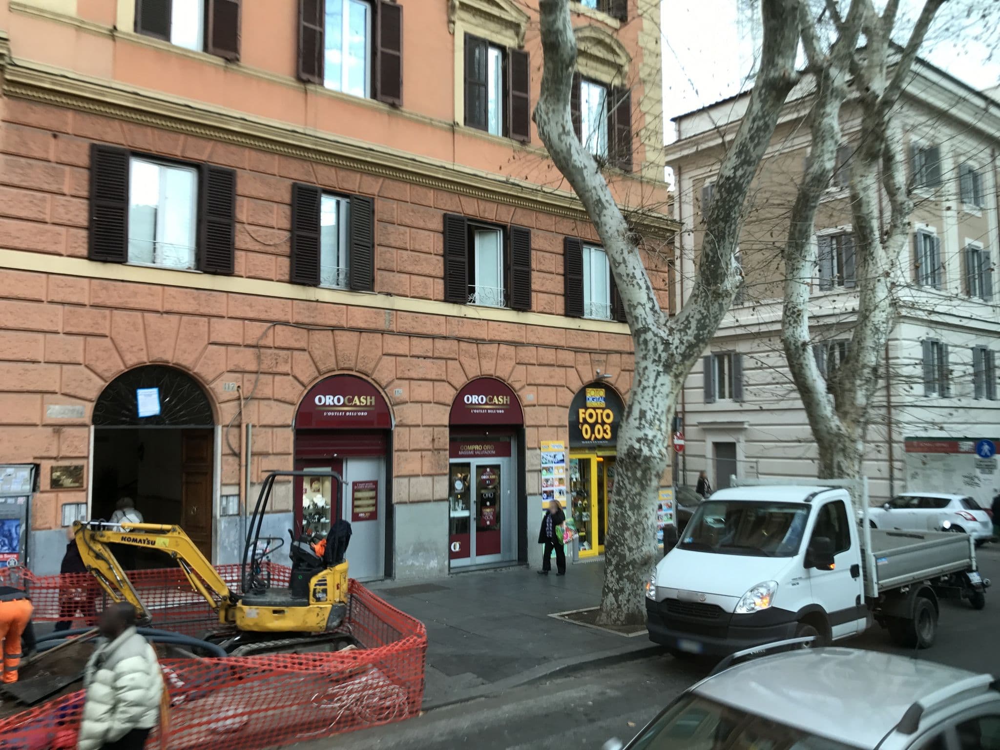 Street view near Colisseum Lodge, Celio — © fundacja_geolife (CC BY-SA · Mapillary)