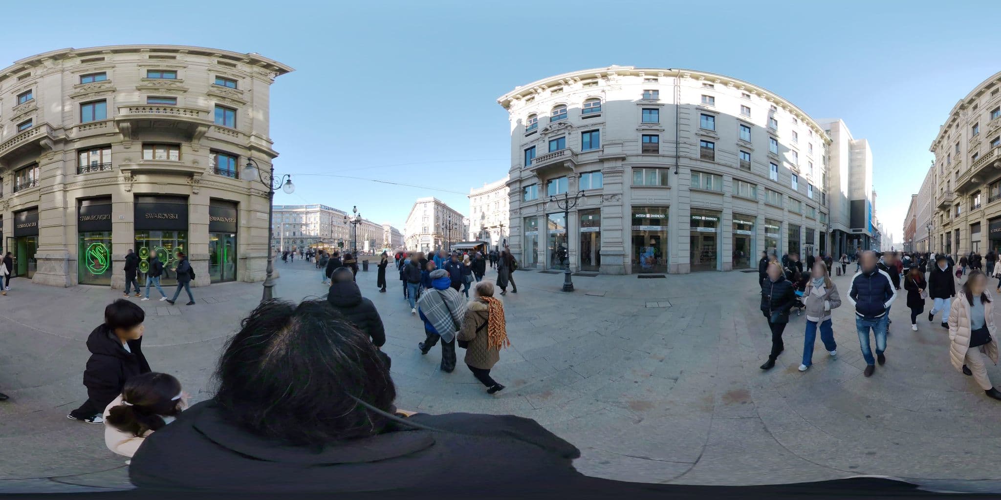 Street view near Palazzo Cordusio Gran Meliá, Milan