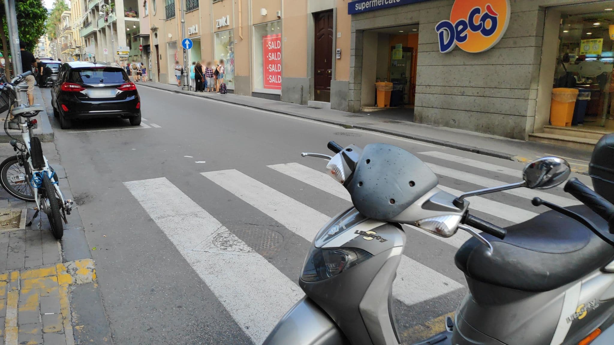Street view near Hotel Sorrento City, Sorrento — © marcuscalabresus (CC BY-SA · Mapillary)
