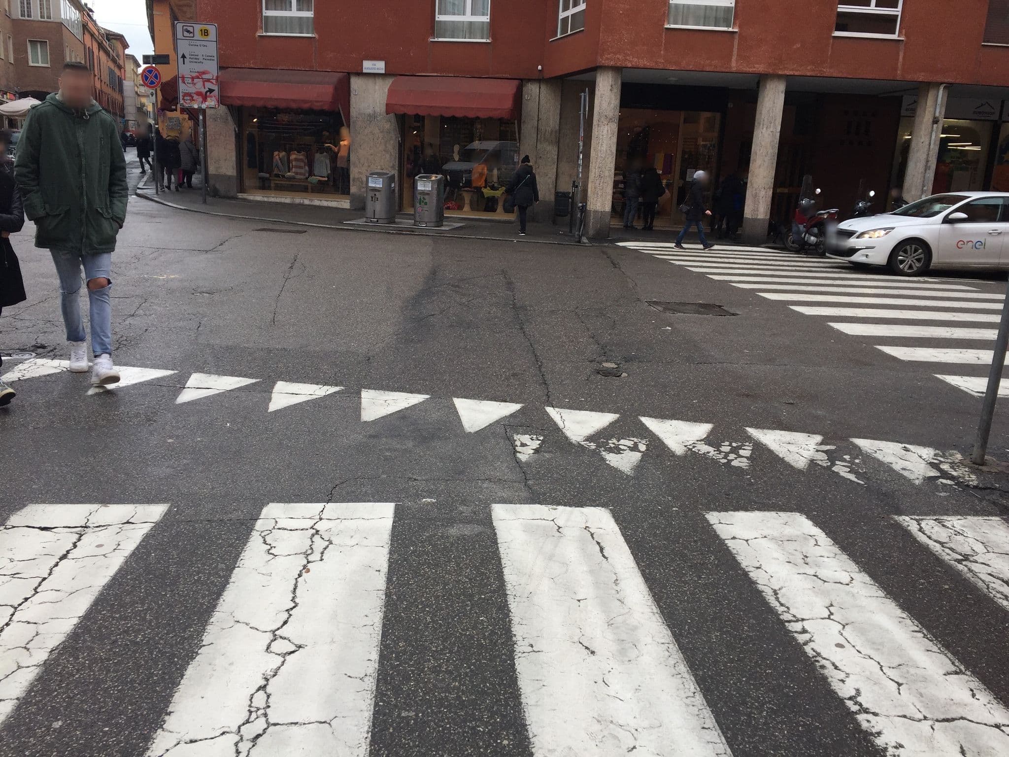 Street view near San Giorgio, Bologna