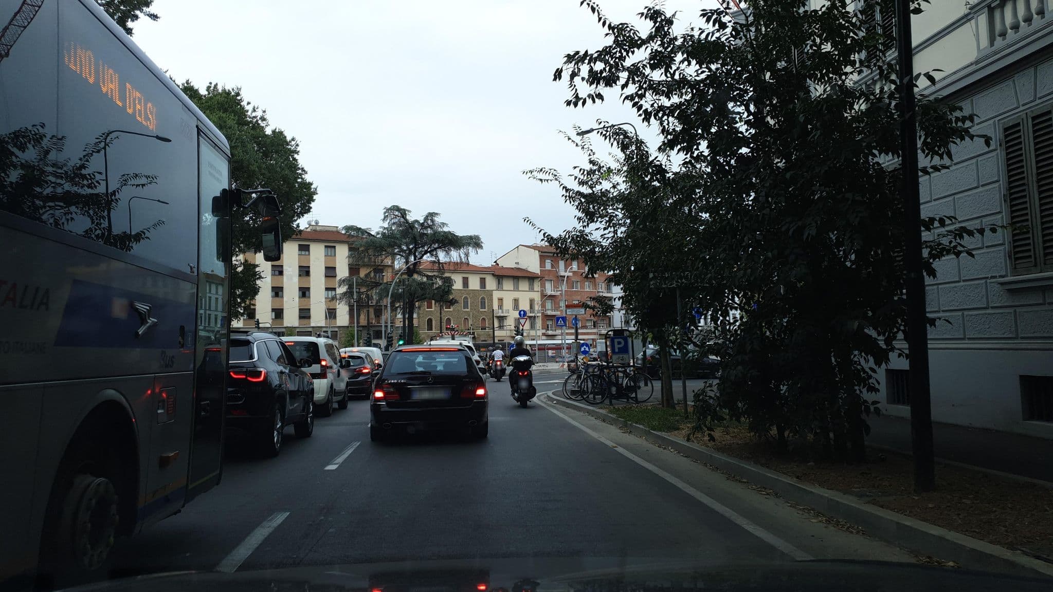 Street view near Soggiorno Madrid, Florence