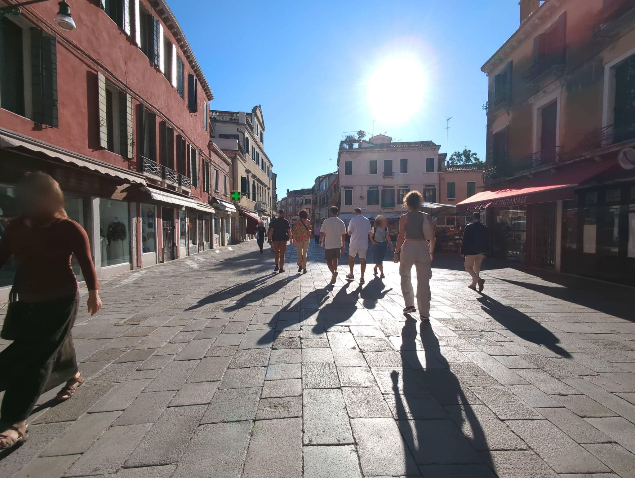 Street view near Hotel alle Guglie, Venice