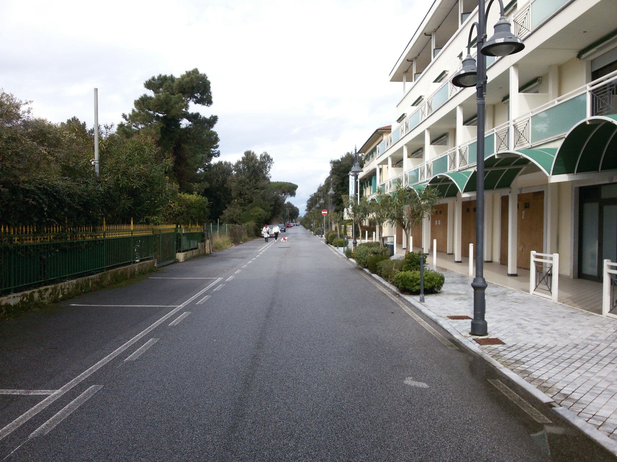 Street view near Hotel Suisse, Pietrasanta — © sbiribizio (CC BY-SA · Mapillary)
