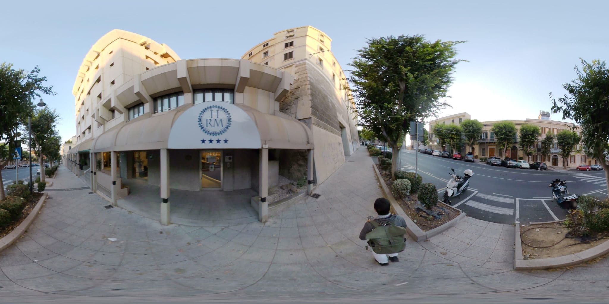 Street view near Hotel Regina Margherita, Cagliari — © mapconcierge (CC BY-SA · Mapillary)