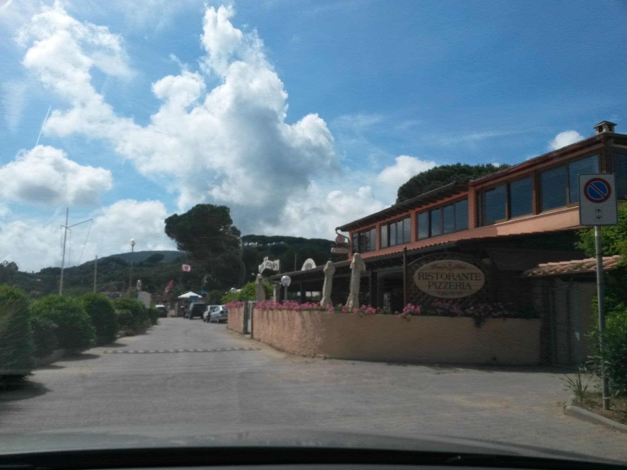Street view near Frank's, Porto Azzurro — © rausk (CC BY-SA · Mapillary)