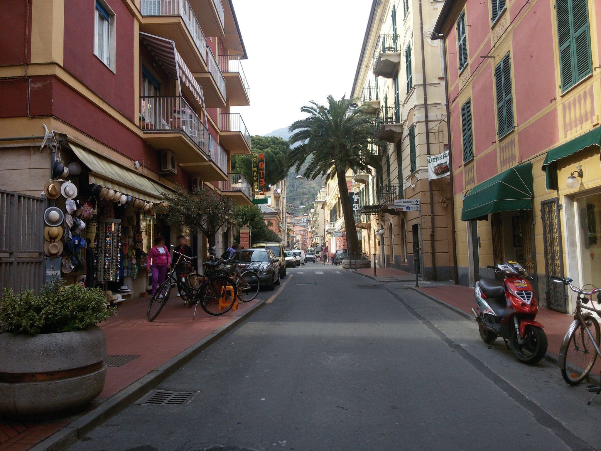 Street view near Hotel Primavera, Levanto