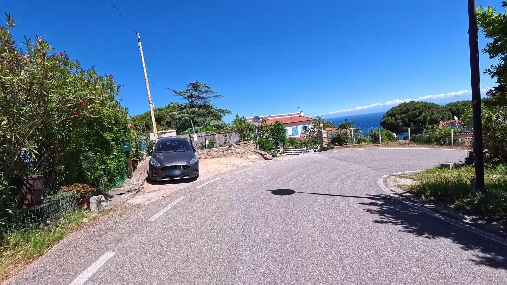 Street view near Realis du Silence Hotel Sant'Andrea, Marciana Marina — © voyage-hors-saison (CC BY-SA · Mapillary)