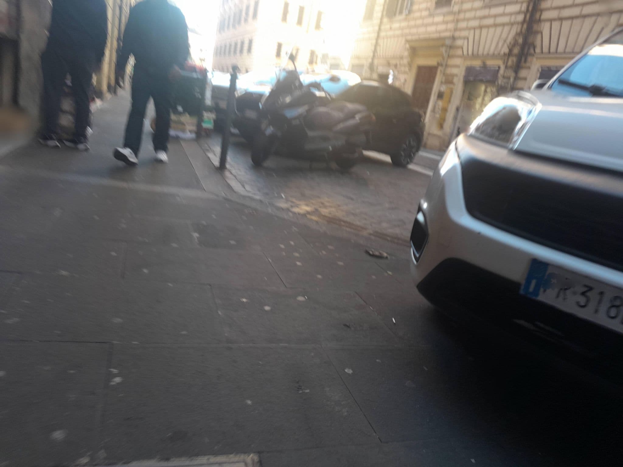 Street view near Hotel California, Monti