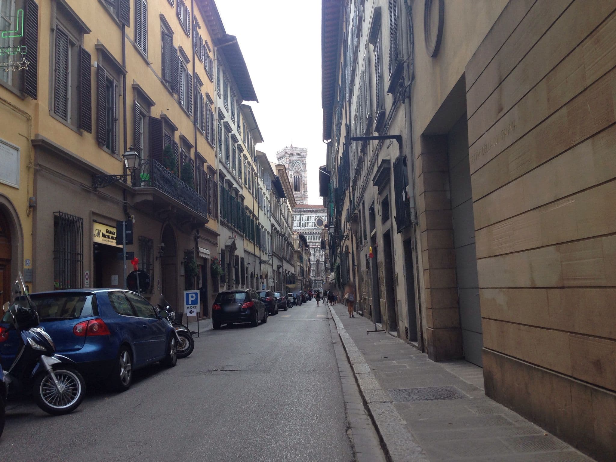 Street view near First of Florence, Florence — © scribblemaniac (CC BY-SA · Mapillary)