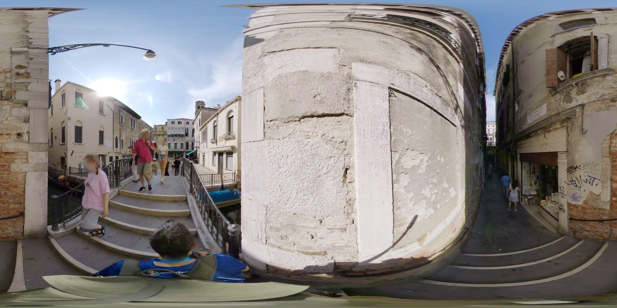 Street view near Residenza degli Angeli, Venice