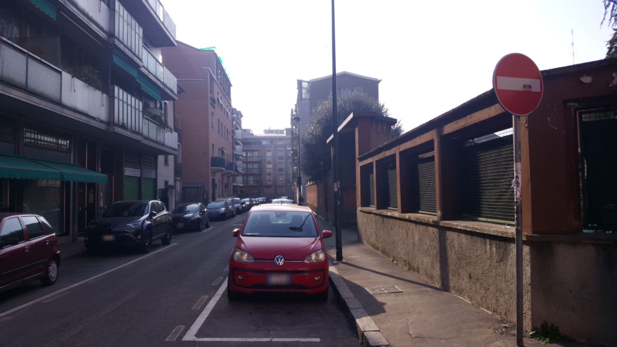 Street view near Hotel Bristol, Sesto San Giovanni — © klimakas (CC BY-SA · Mapillary)