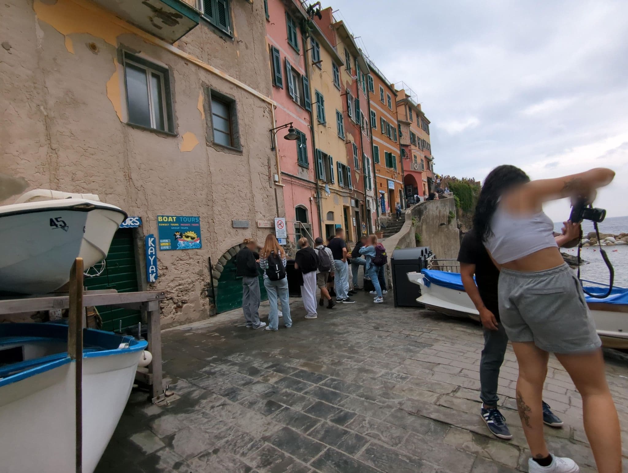Street view near la Vista di Marina, Riomaggiore — © ente (CC BY-SA · Mapillary)