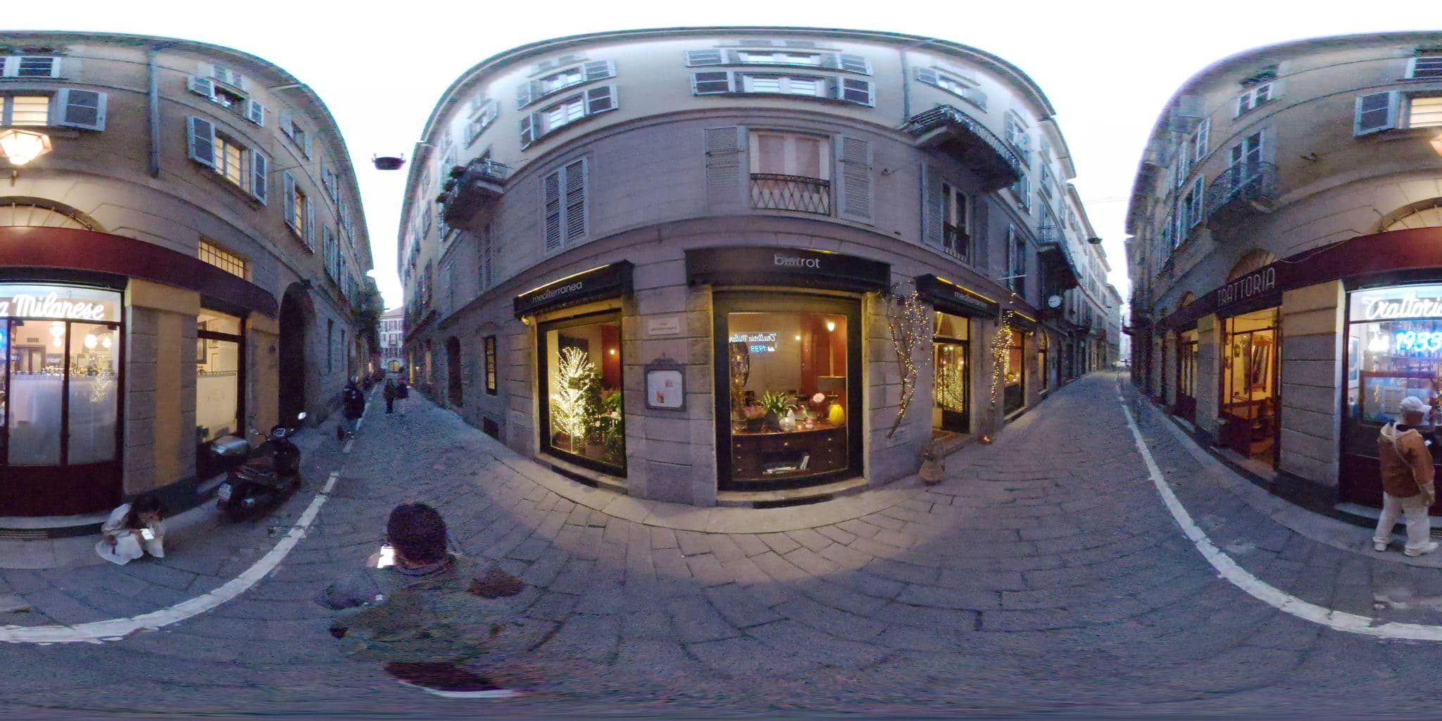 Street view near Santa Marta Suites, Milan
