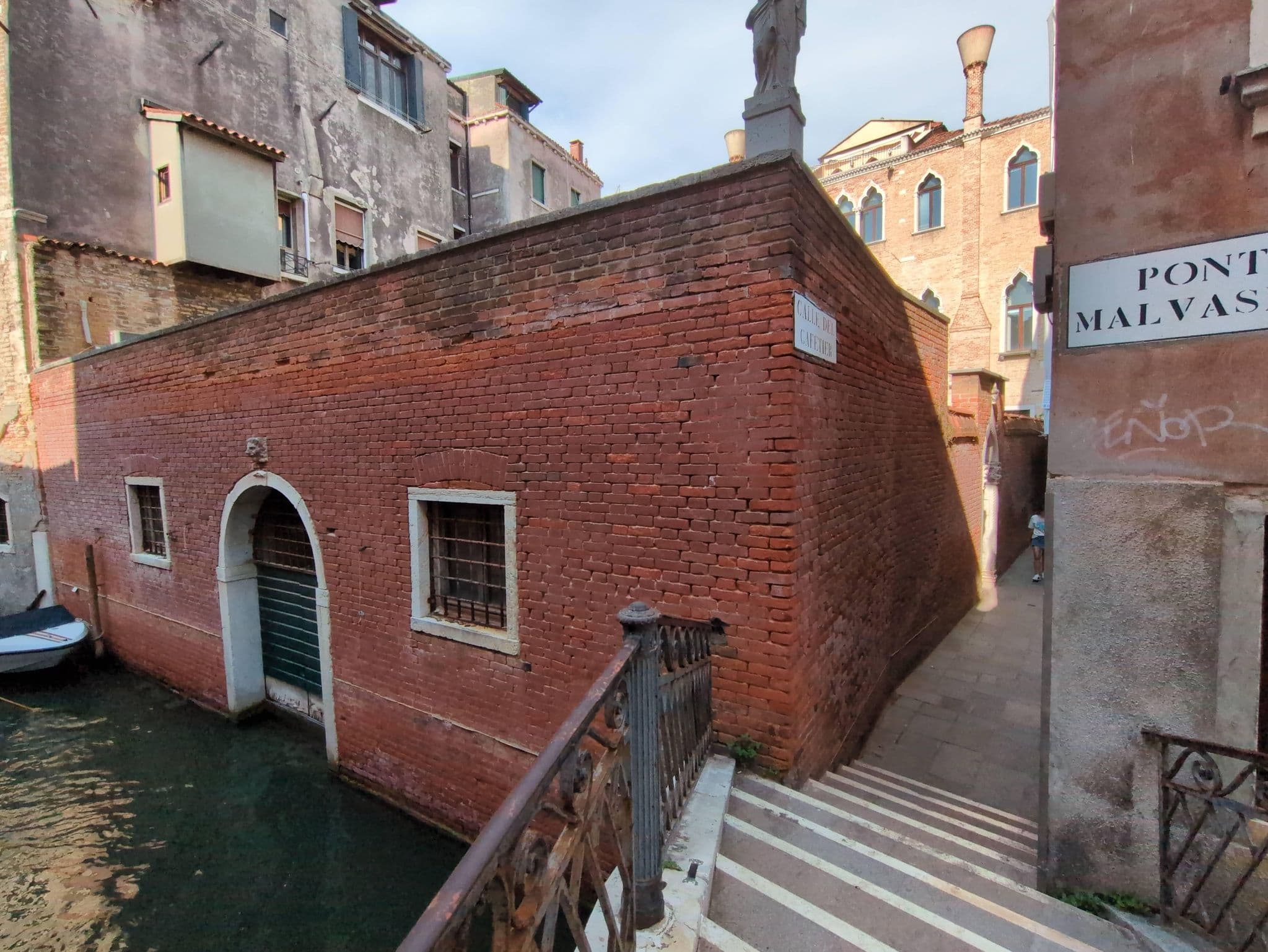 Street view near Breakfast at San Maurizio's, Venice