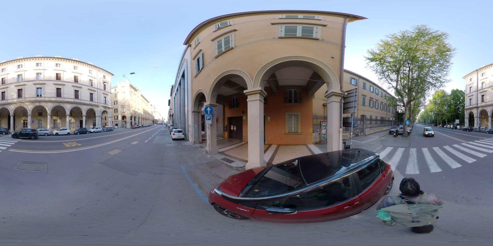 Street view near Dopa Hostel, Bologna
