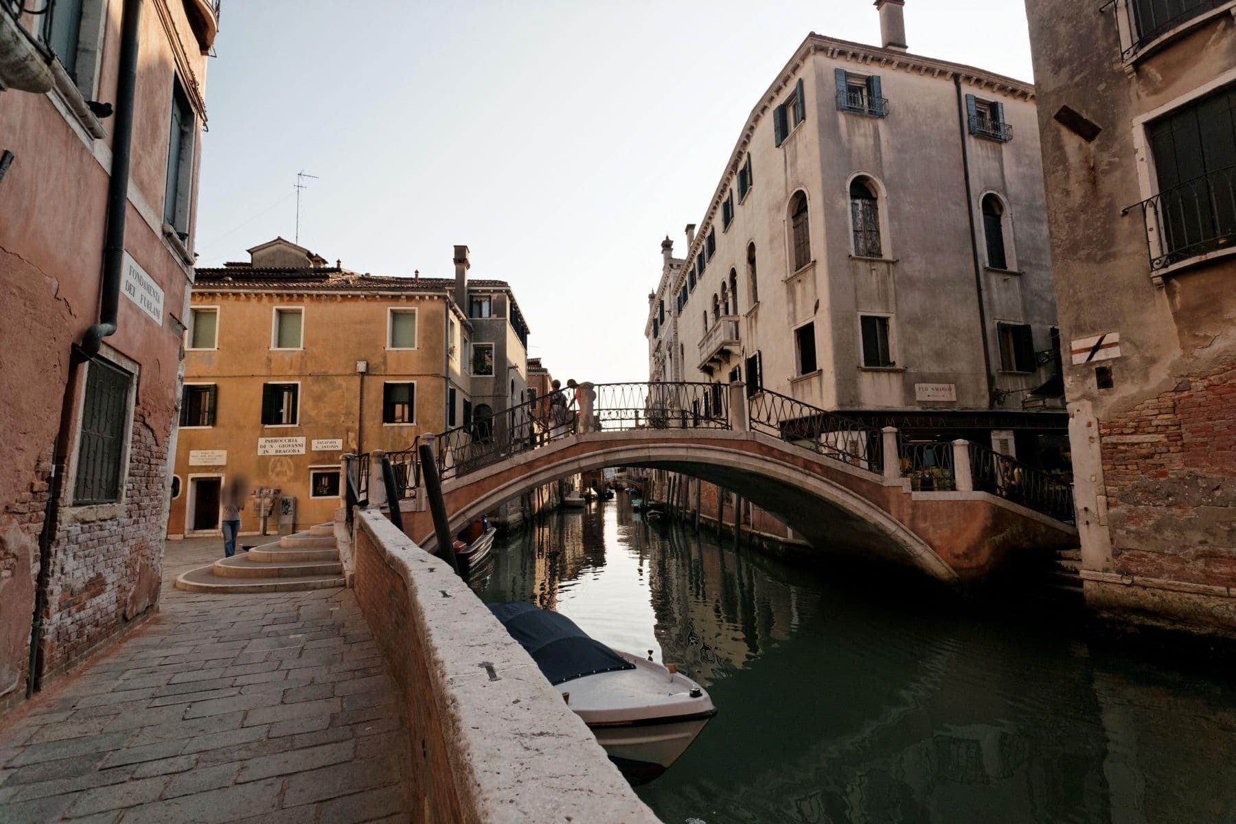 Street view near Hotel Sant'Antonin, Venice