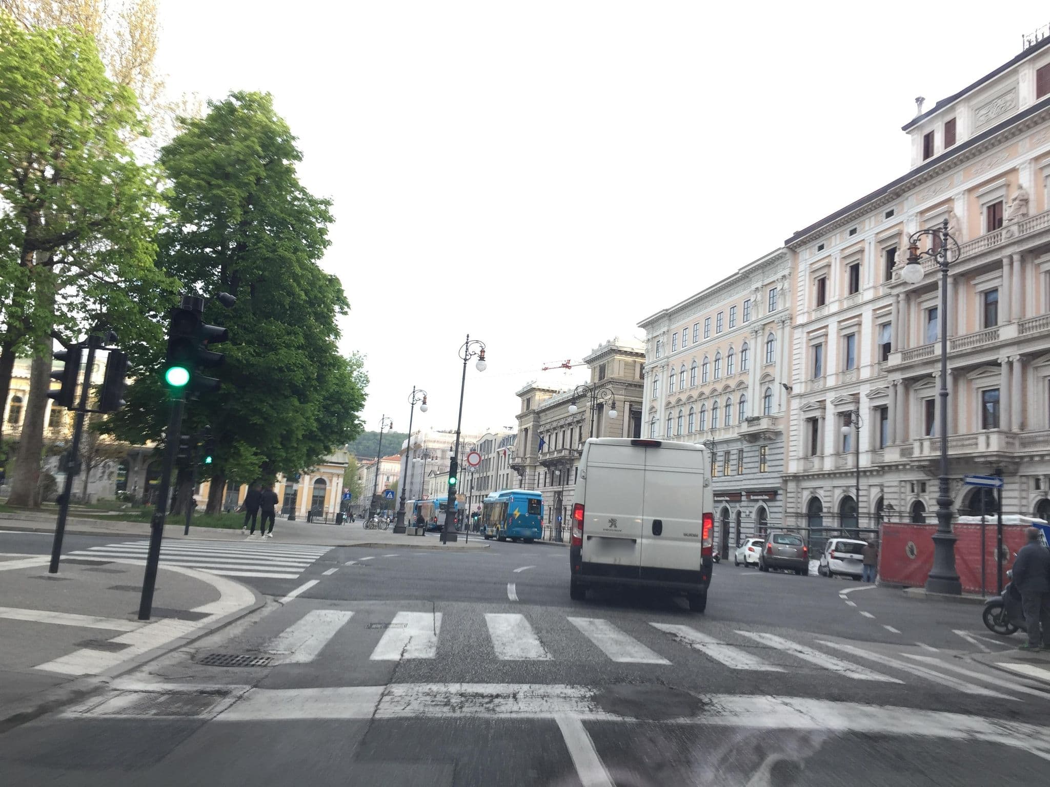 Street view near B&B Hotel Trieste, Trieste — © igorzo (CC BY-SA · Mapillary)