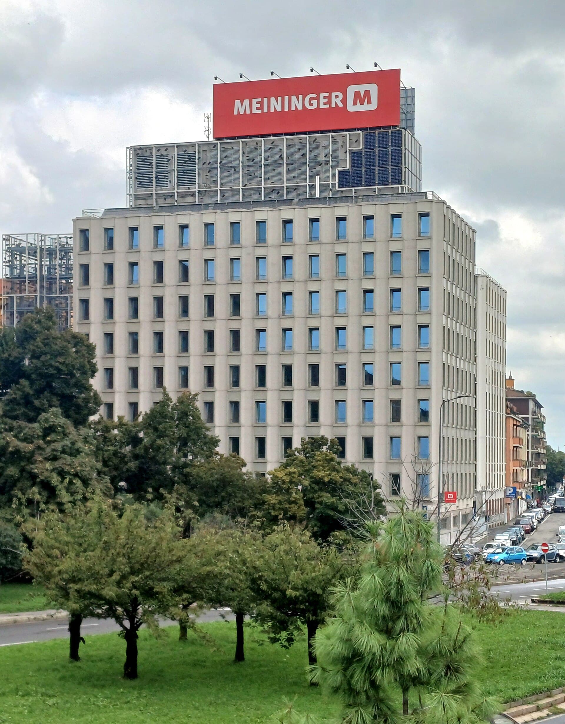 Meininger Milano Lambrate (via Wikimedia Commons, CC BY-SA 4.0)