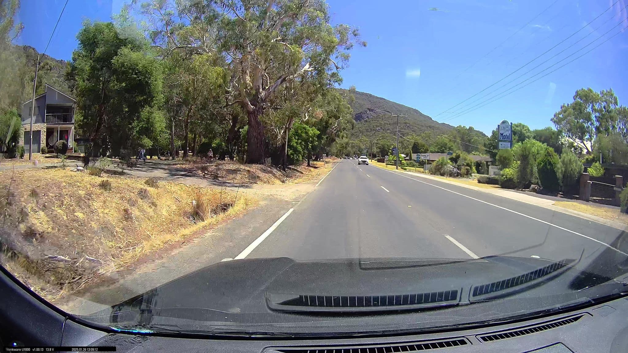 Street view near Halls Gap Motel, Stawell — © maxim752 (CC BY-SA · Mapillary)