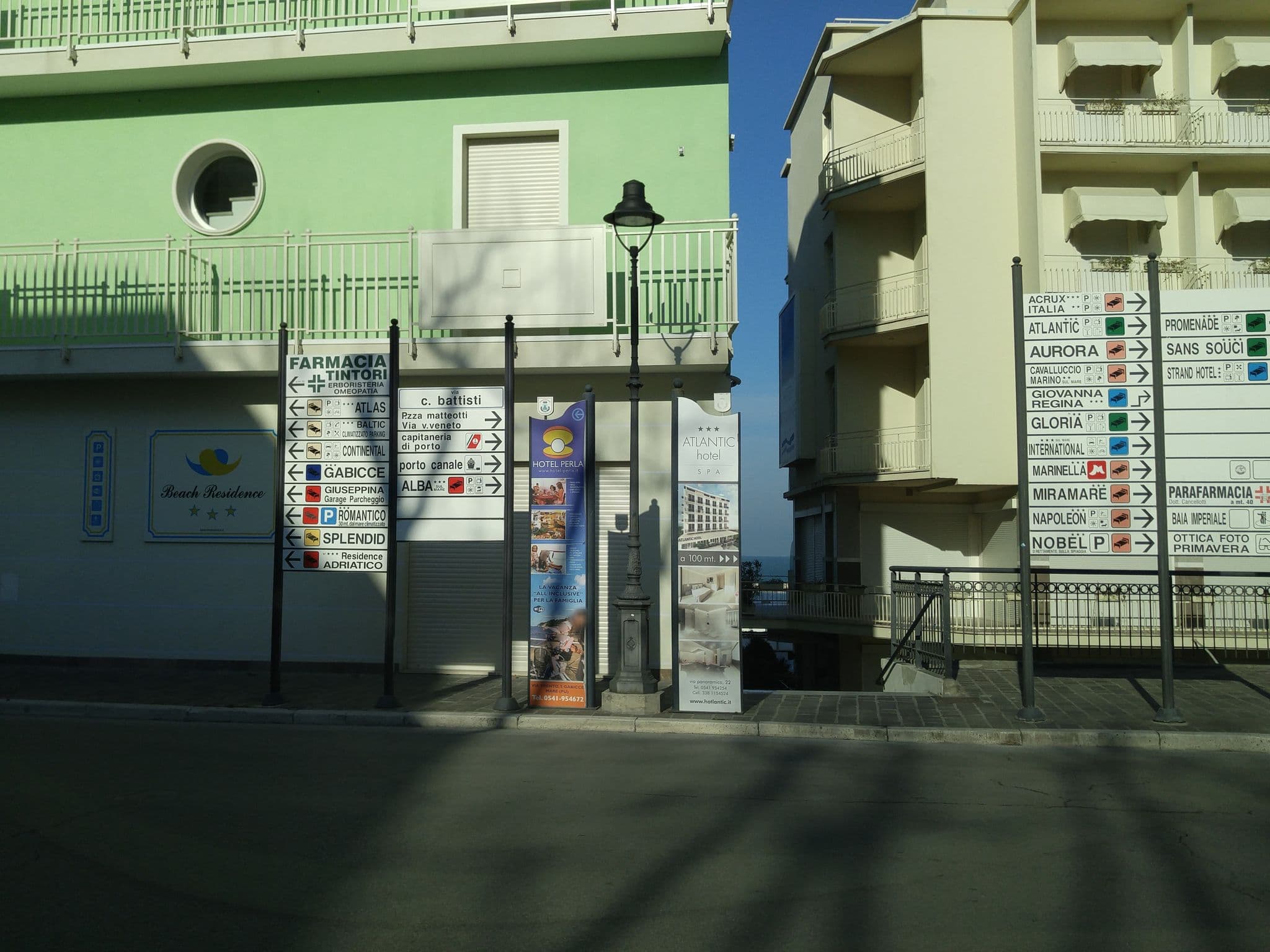 Street view near Hotel Miramare, Gabicce Mare — © sorcrosc (CC BY-SA · Mapillary)