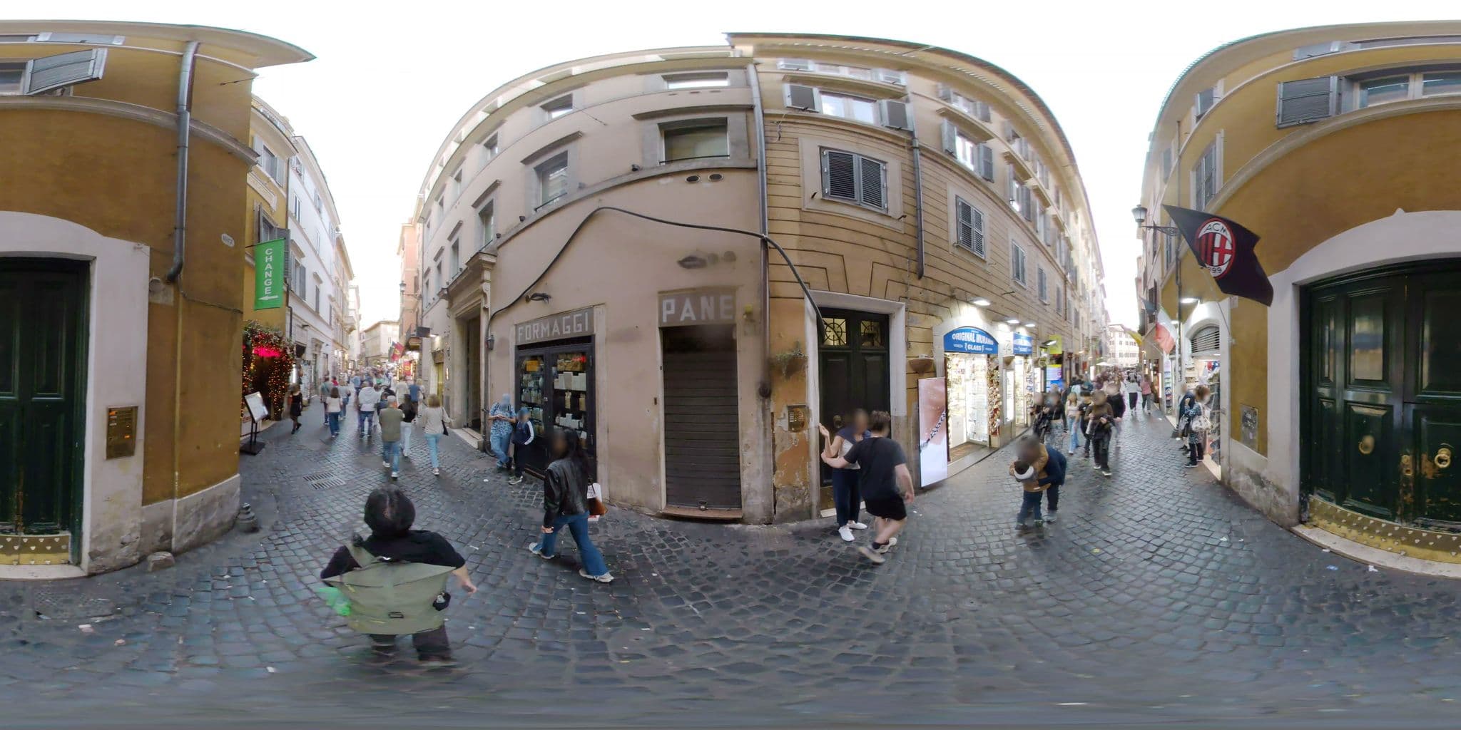 Street view near Trevi Palace Luxury Apartments, Pigna — © mapconcierge (CC BY-SA · Mapillary)
