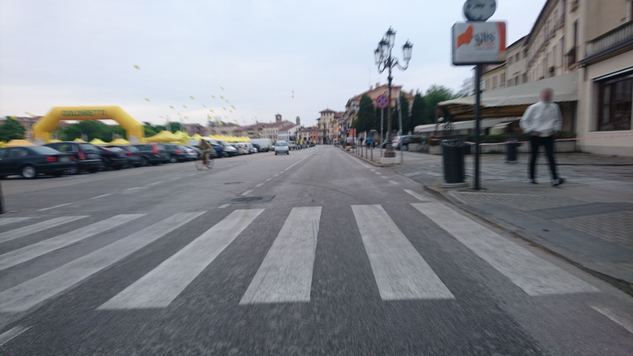 Street view near Al Prato, Padua — © voschix (CC BY-SA · Mapillary)