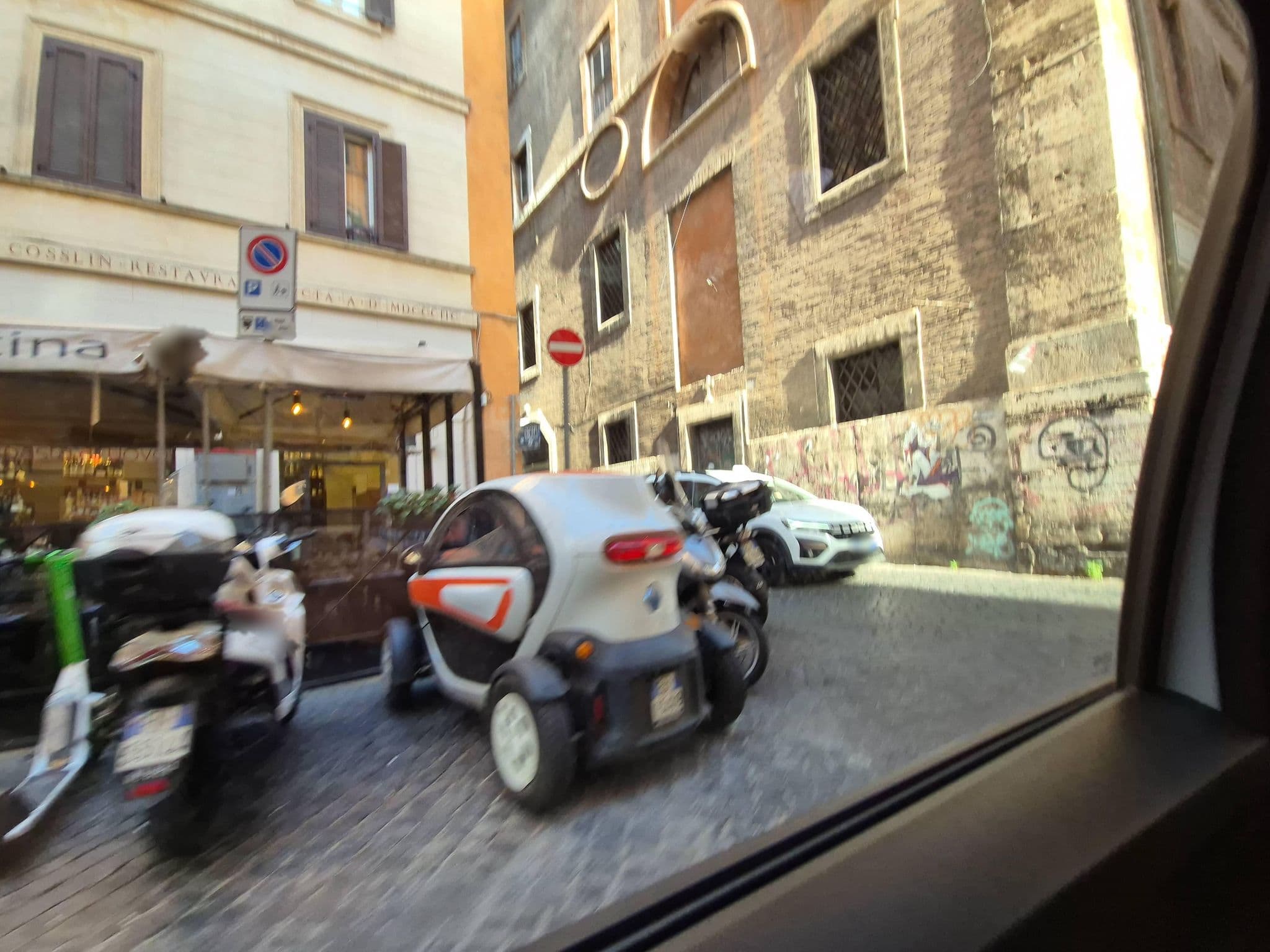 Street view near Campo de Fiori Suites, Parione — © omfg_notpr (CC BY-SA · Mapillary)