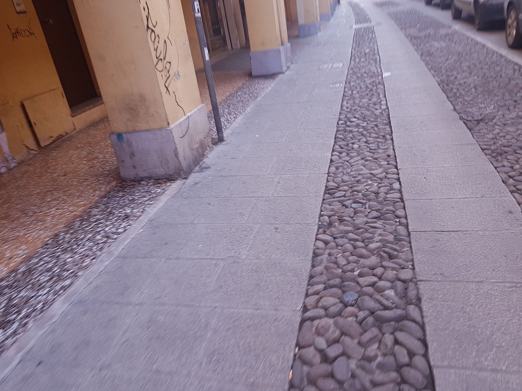 Street view near Casa Bella Pratello, Bologna