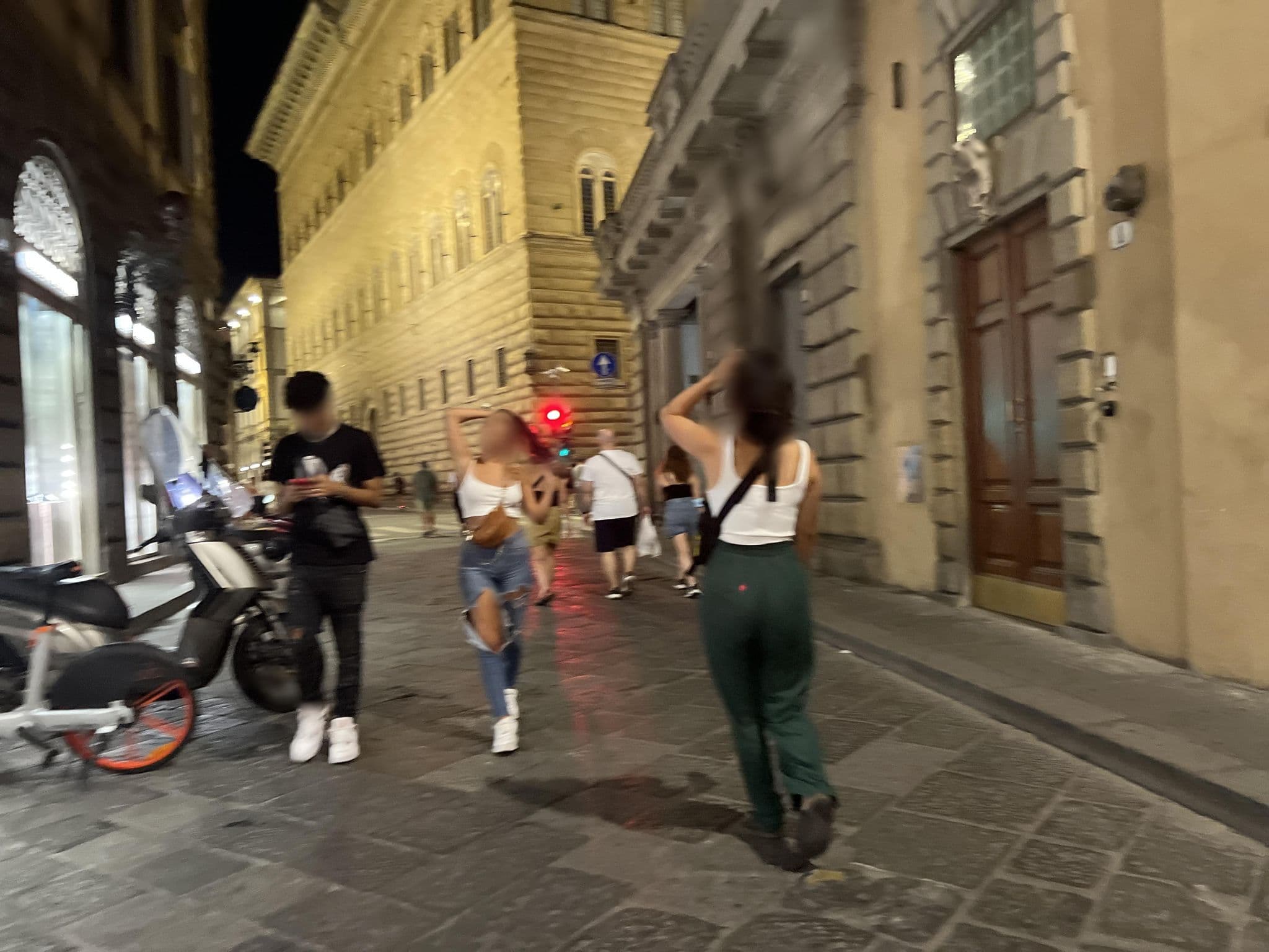 Street view near Capri Moon, Florence
