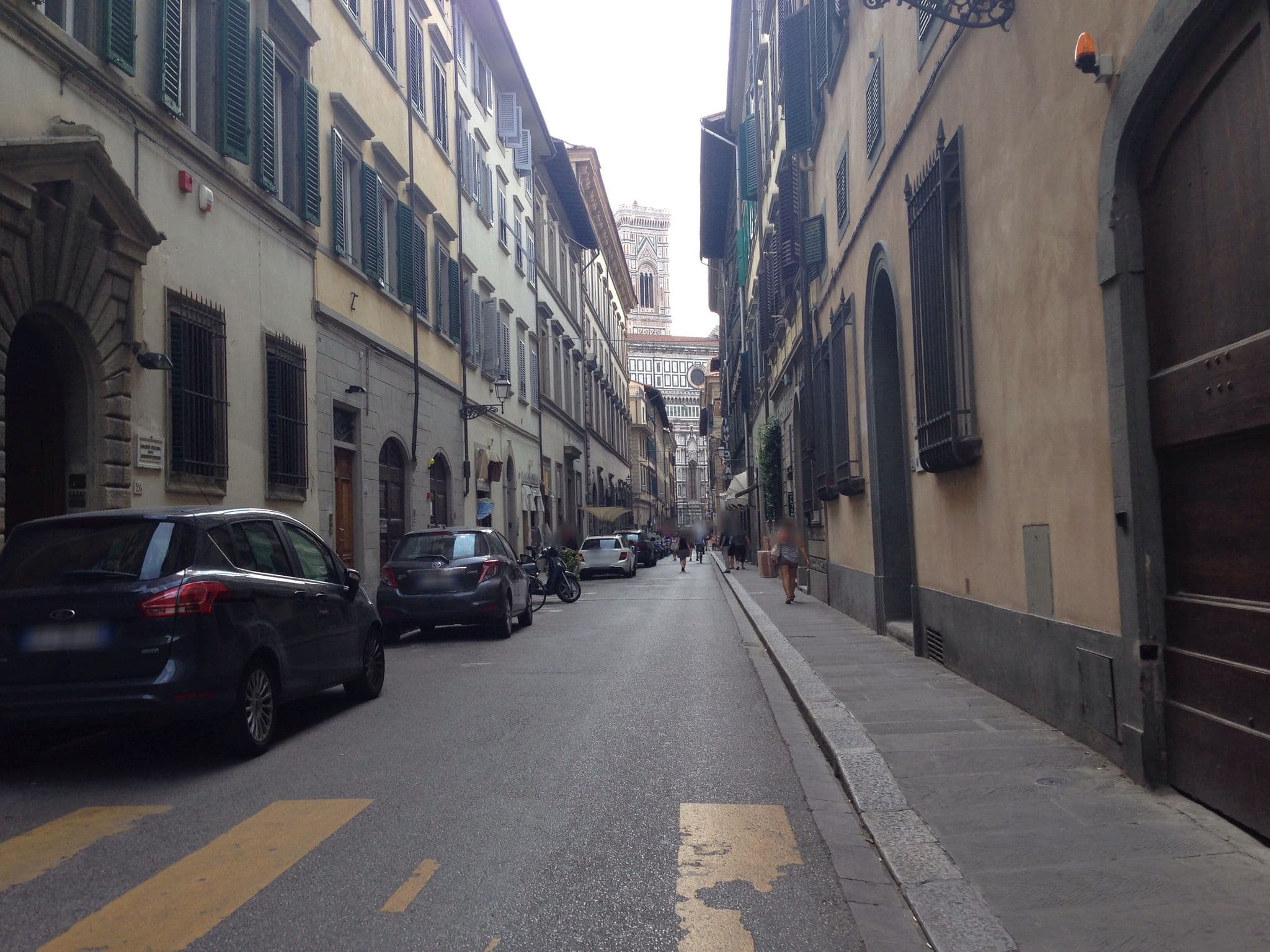 Street view near Piccolo, Florence