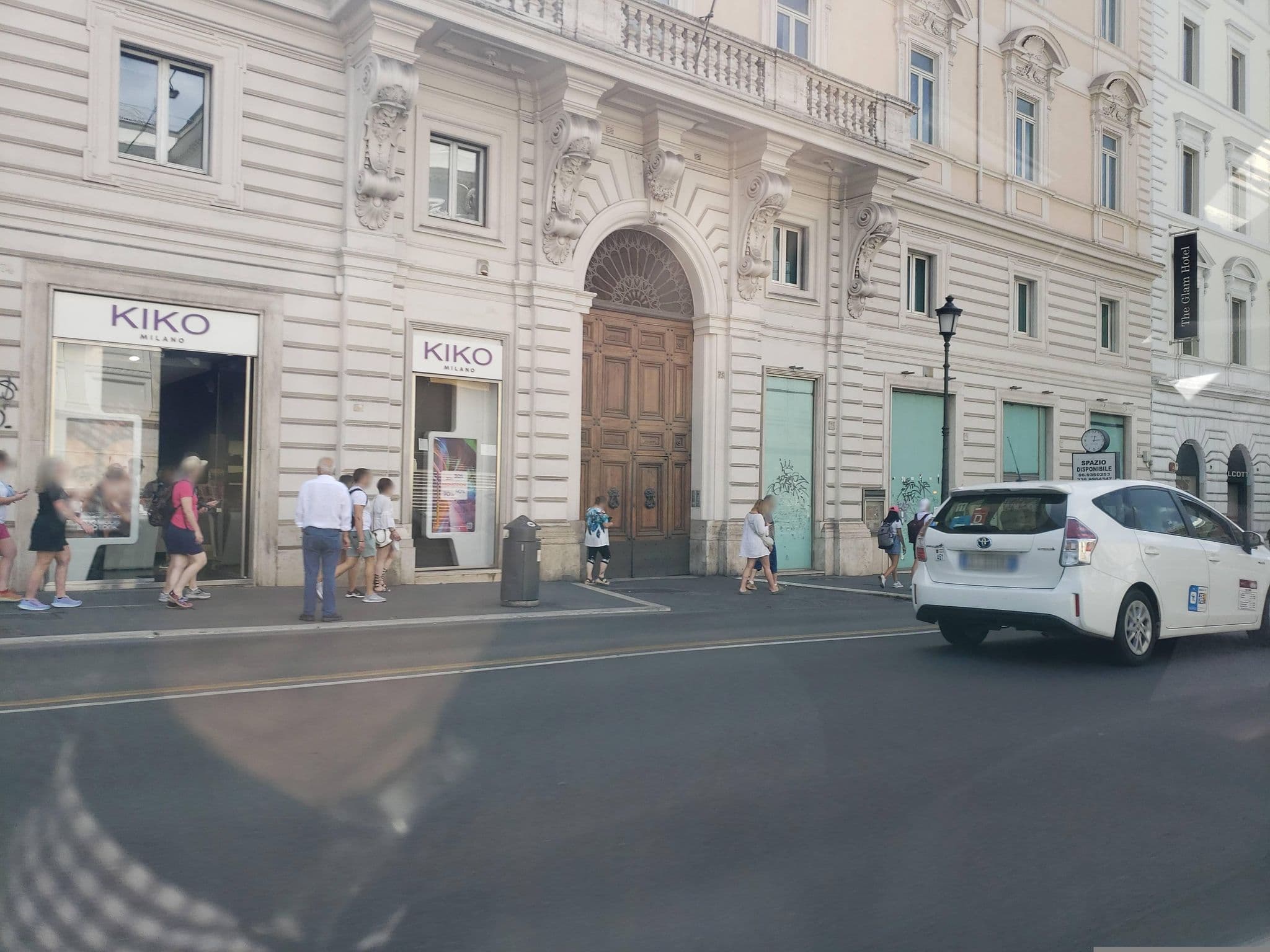 Street view near Albergo Esposizione, Pigna — © mapfool (CC BY-SA · Mapillary)
