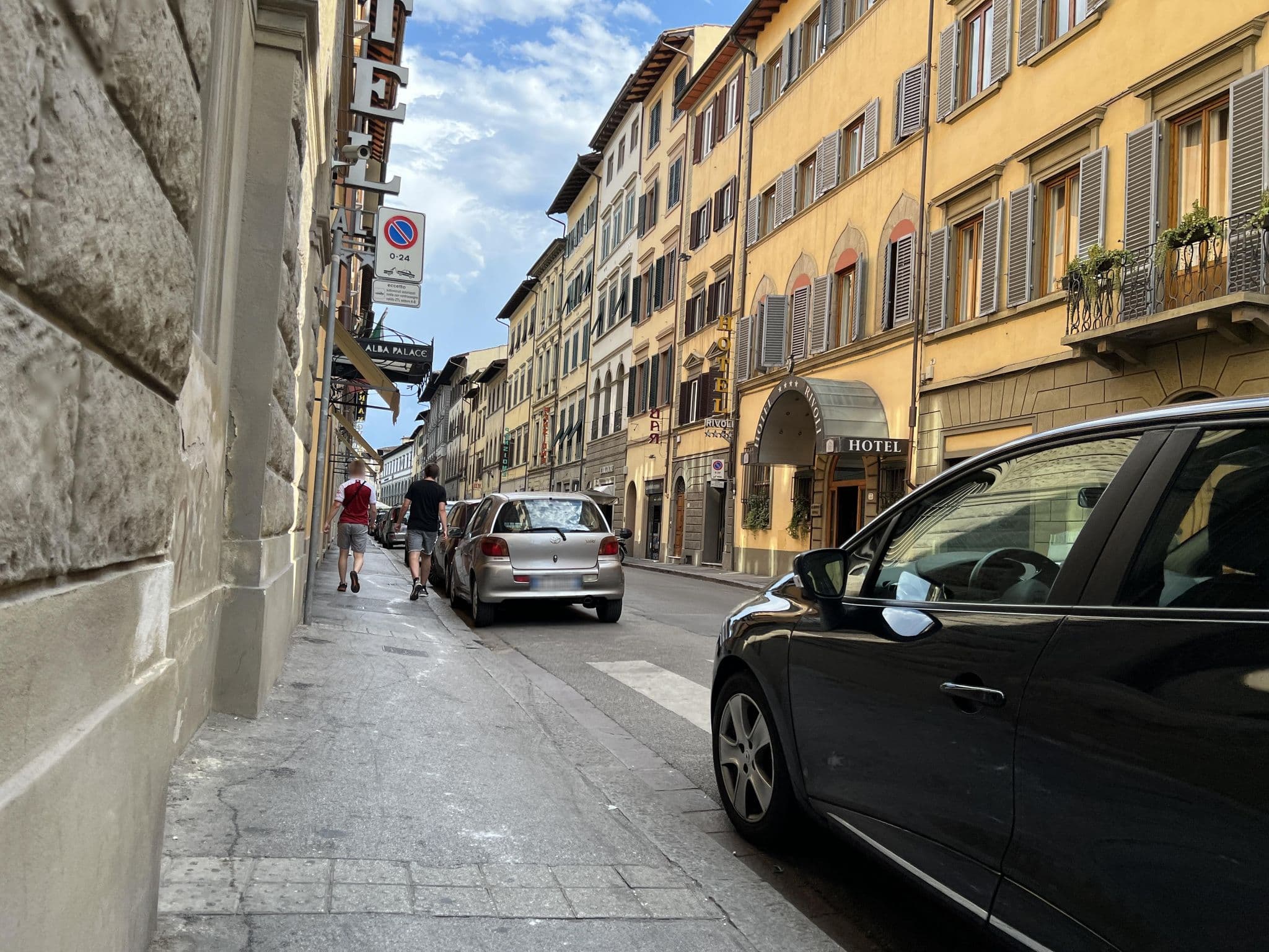 Street view near Alba Palace, Florence