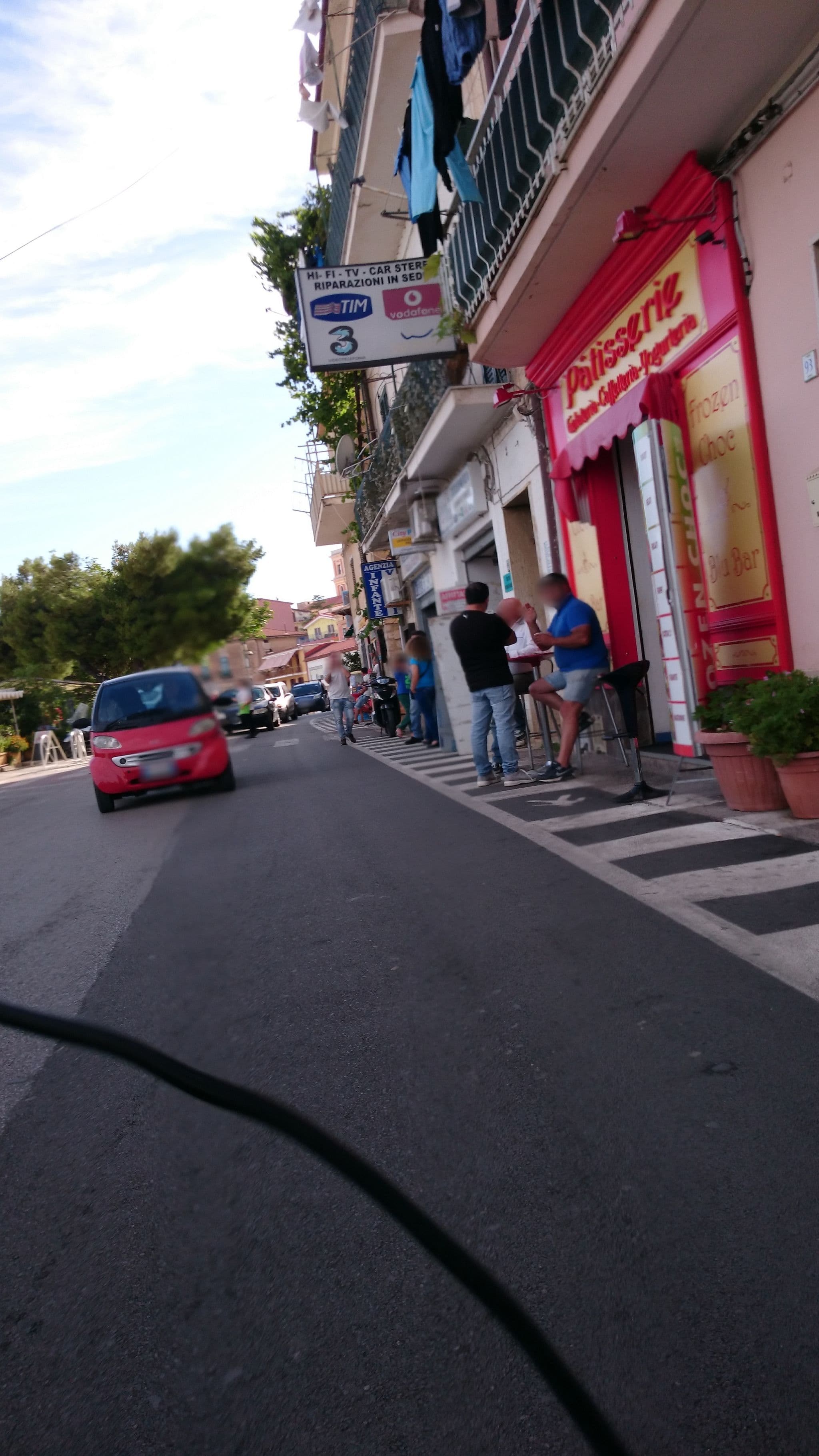 Street view near La Scogliera, Marina di Camerota — © didix3 (CC BY-SA · Mapillary)
