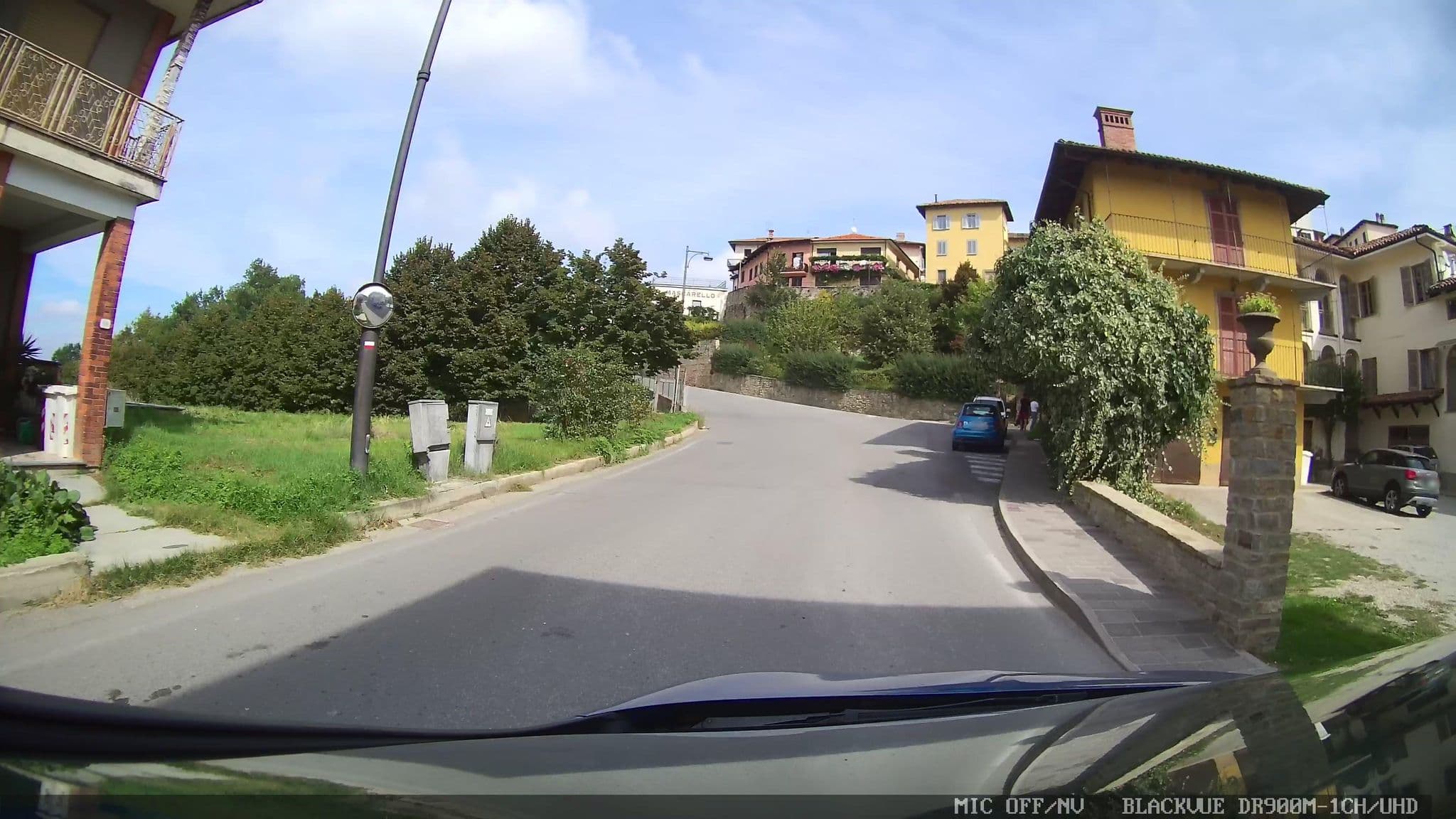 Street view near Corte Gondina Boutique Hotel, La Morra — © jrachi (CC BY-SA · Mapillary)