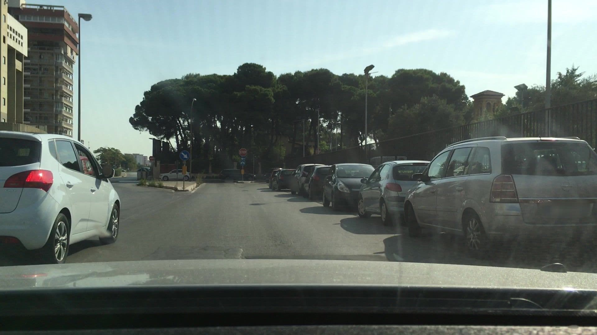 Street view near Executive L'Orangerie, Bari — © lvl5 (CC BY-SA · Mapillary)