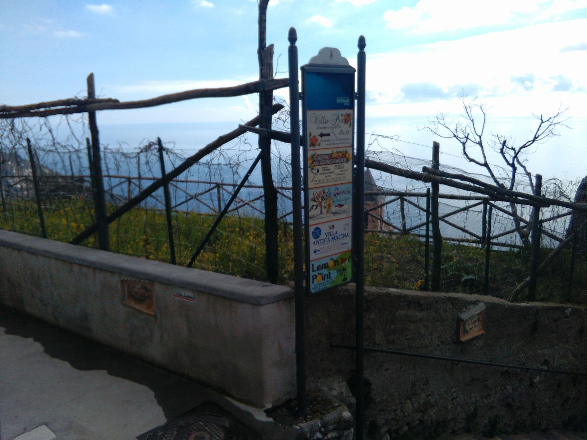 Street view near Villa La Quercia, Positano — © ris (CC BY-SA · Mapillary)