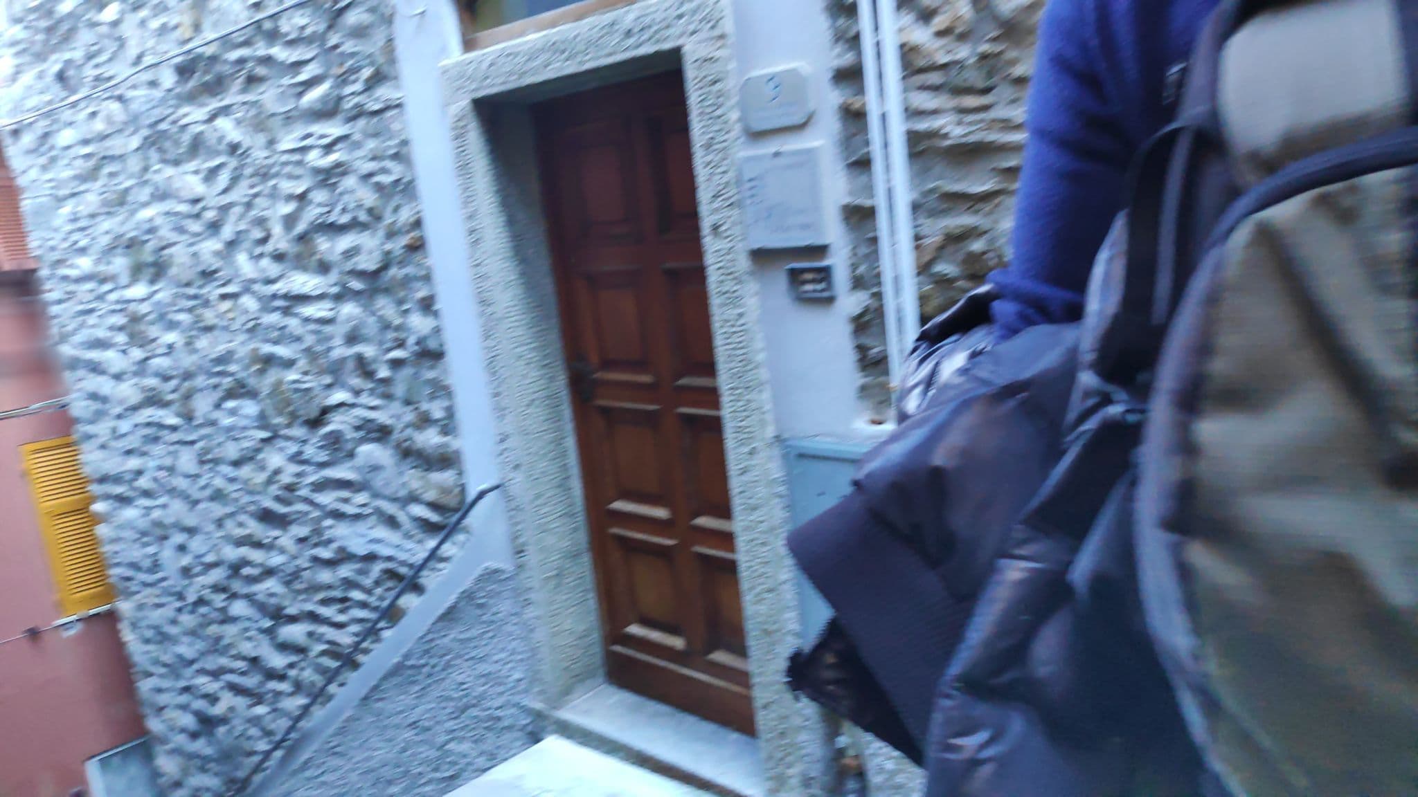 Street view near La Piramide, Riomaggiore — © marcuscalabresus (CC BY-SA · Mapillary)