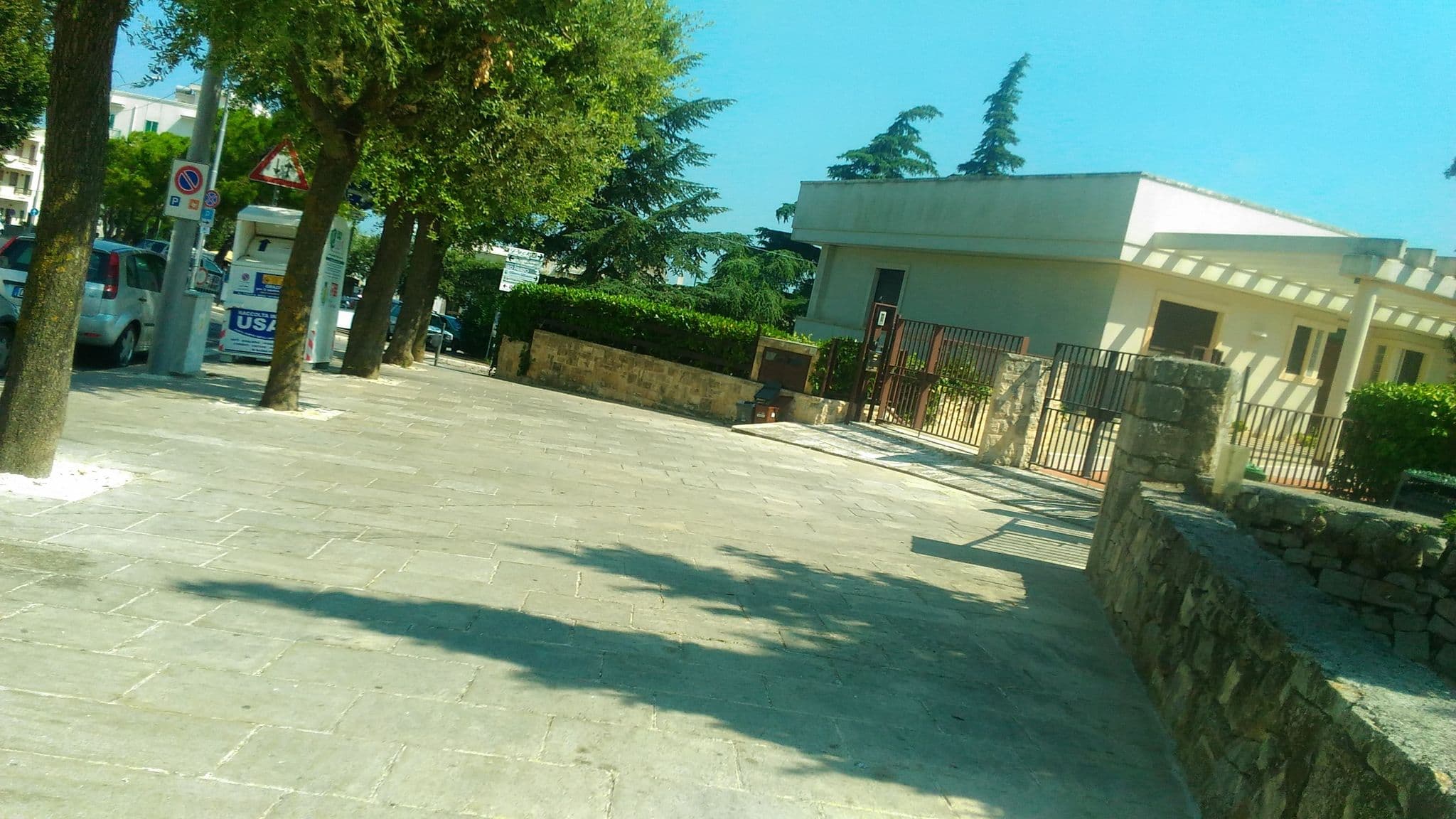 Street view near Sotto le Cummerse Albergo Diffuso, Locorotondo — © miki89 (CC BY-SA · Mapillary)