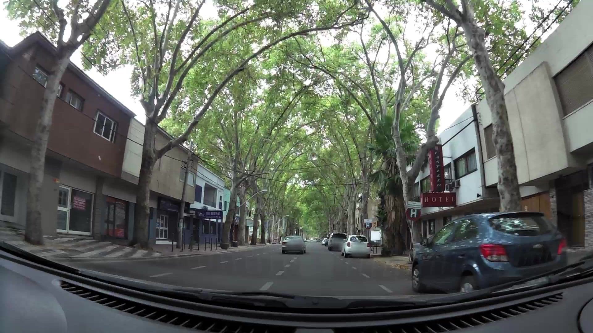 Street view near W&H Casa de Huéspedes, Mendoza — © kaartcam (CC BY-SA · Mapillary)